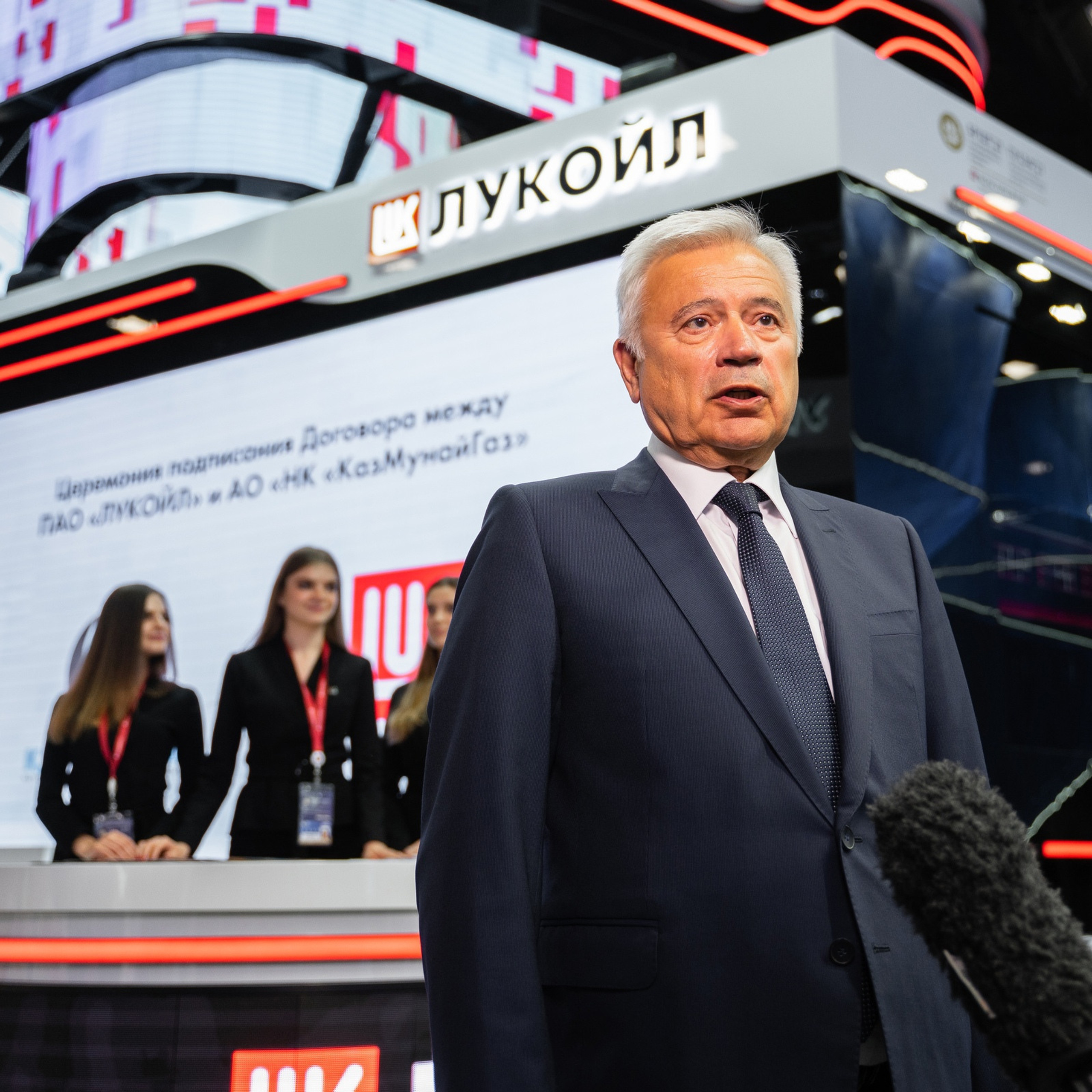 Business portraits. Il fotografo Dmitrii Shmatov