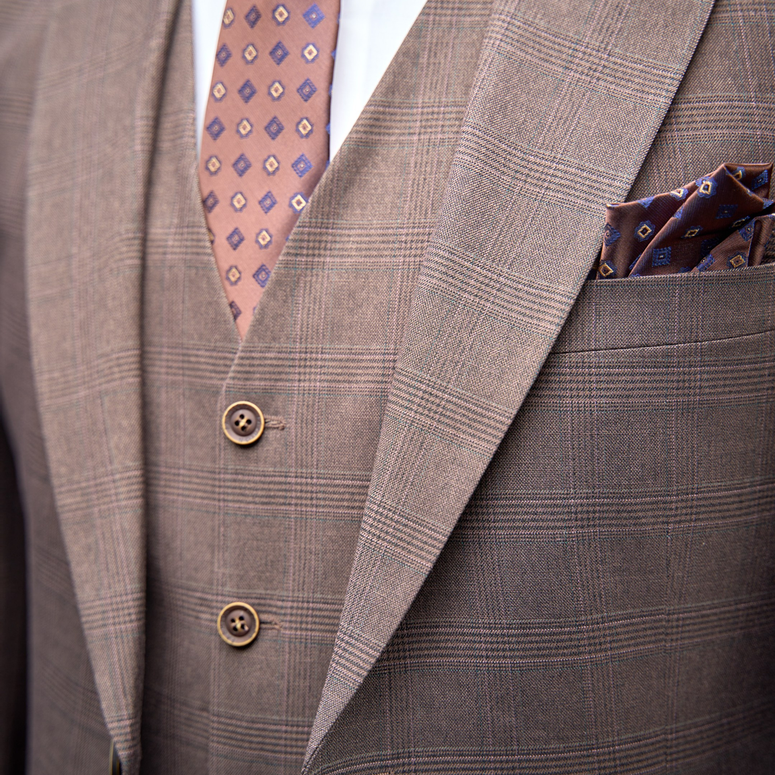 Men’s suits photography. Il fotografo Dmitrii Shmatov