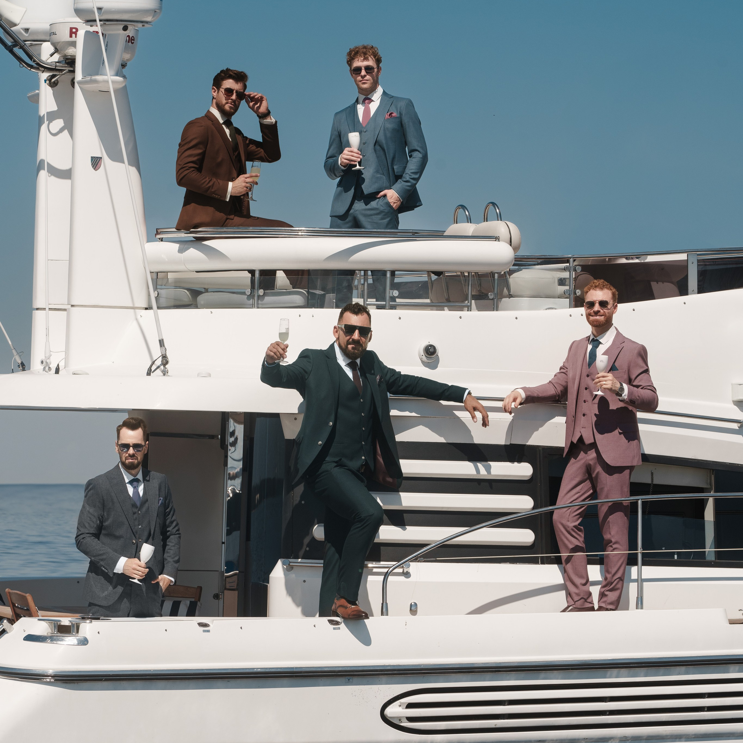 Men’s suits photography. Il fotografo Dmitrii Shmatov