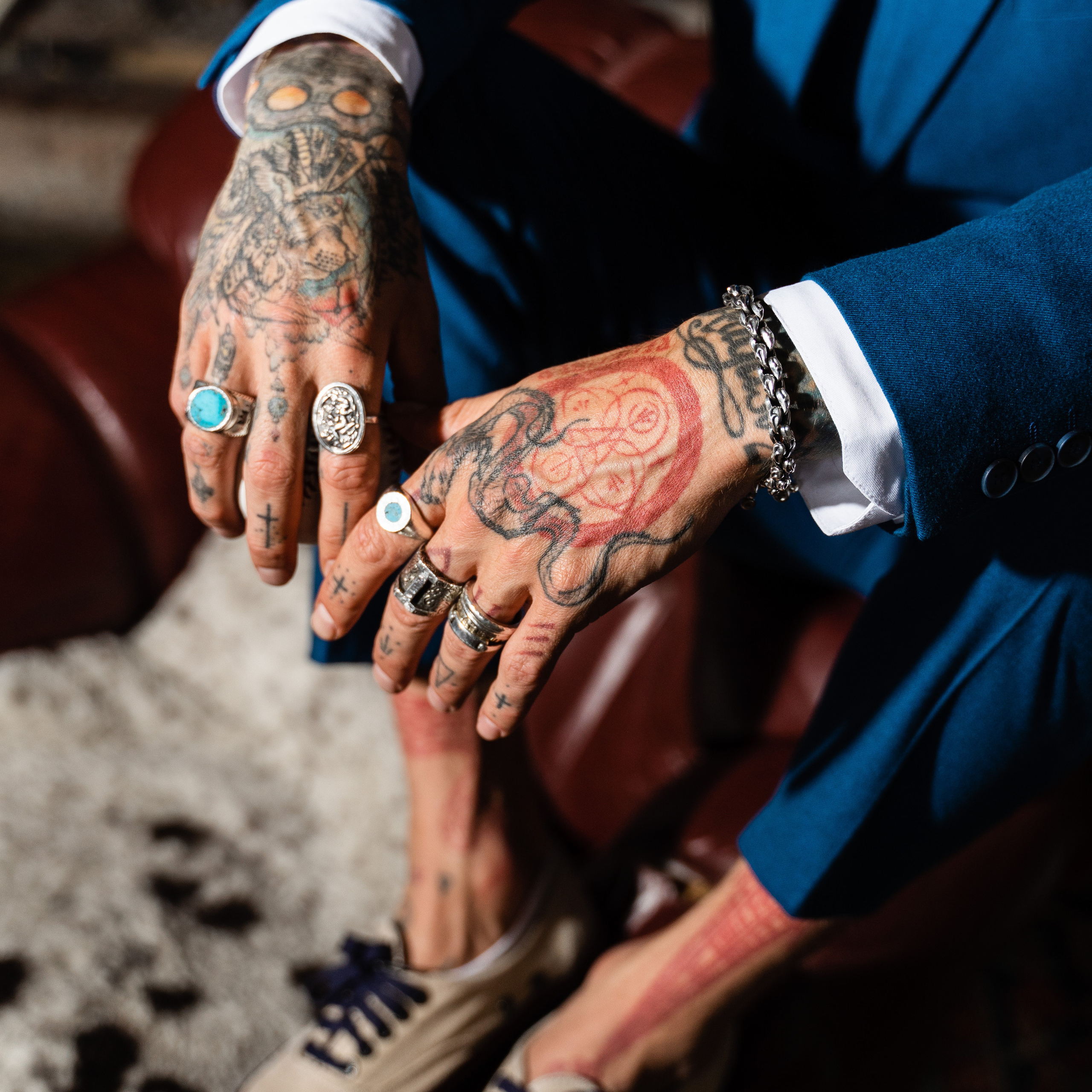 Men’s suits photography. Il fotografo Dmitrii Shmatov