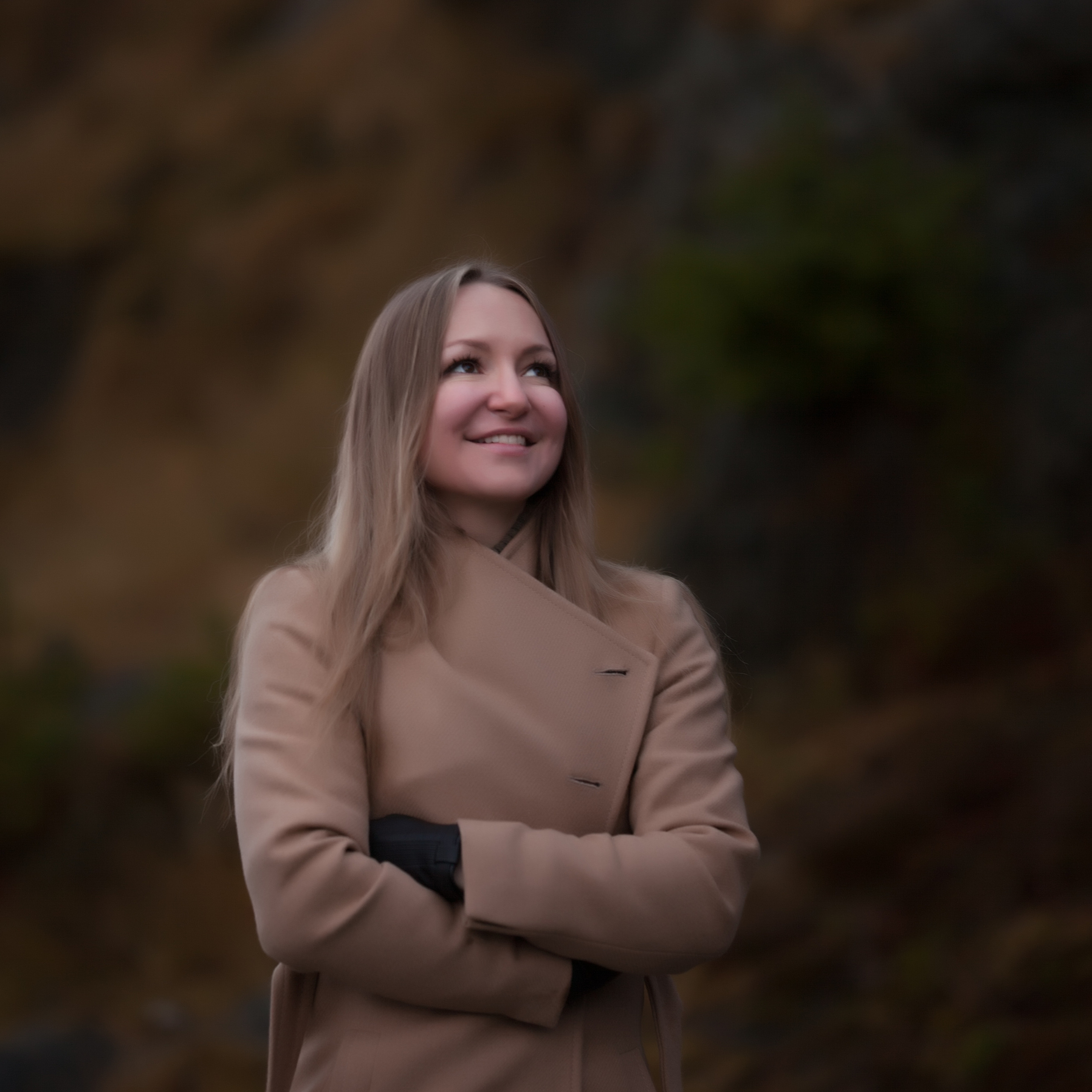 Marina and nude tones