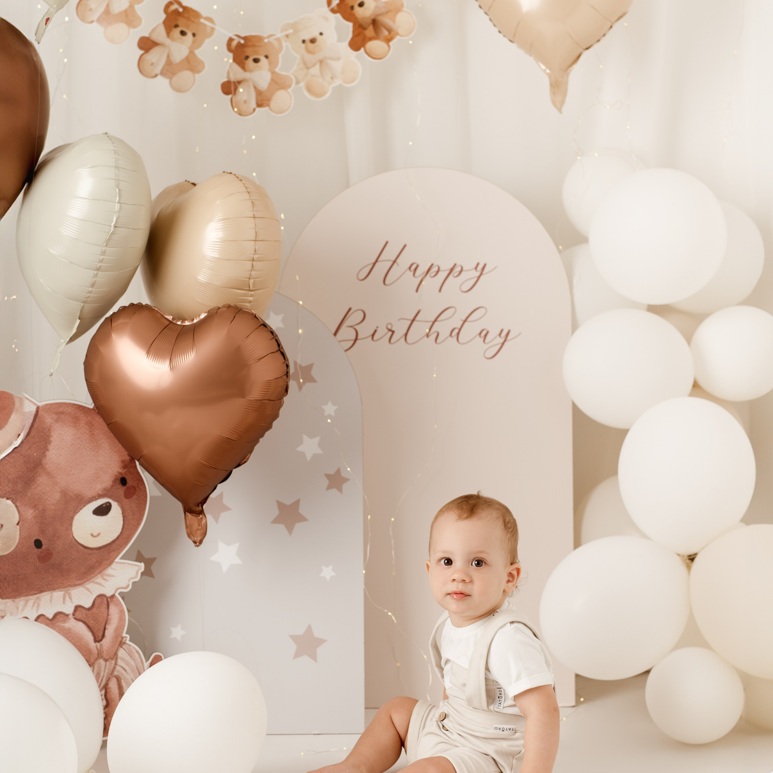 Sesja roczkowa i dziecięca w Łodzi. Fotograf Łódź - sesja ciążowa, noworodkowa, dziecięca. Studio w Łodzi