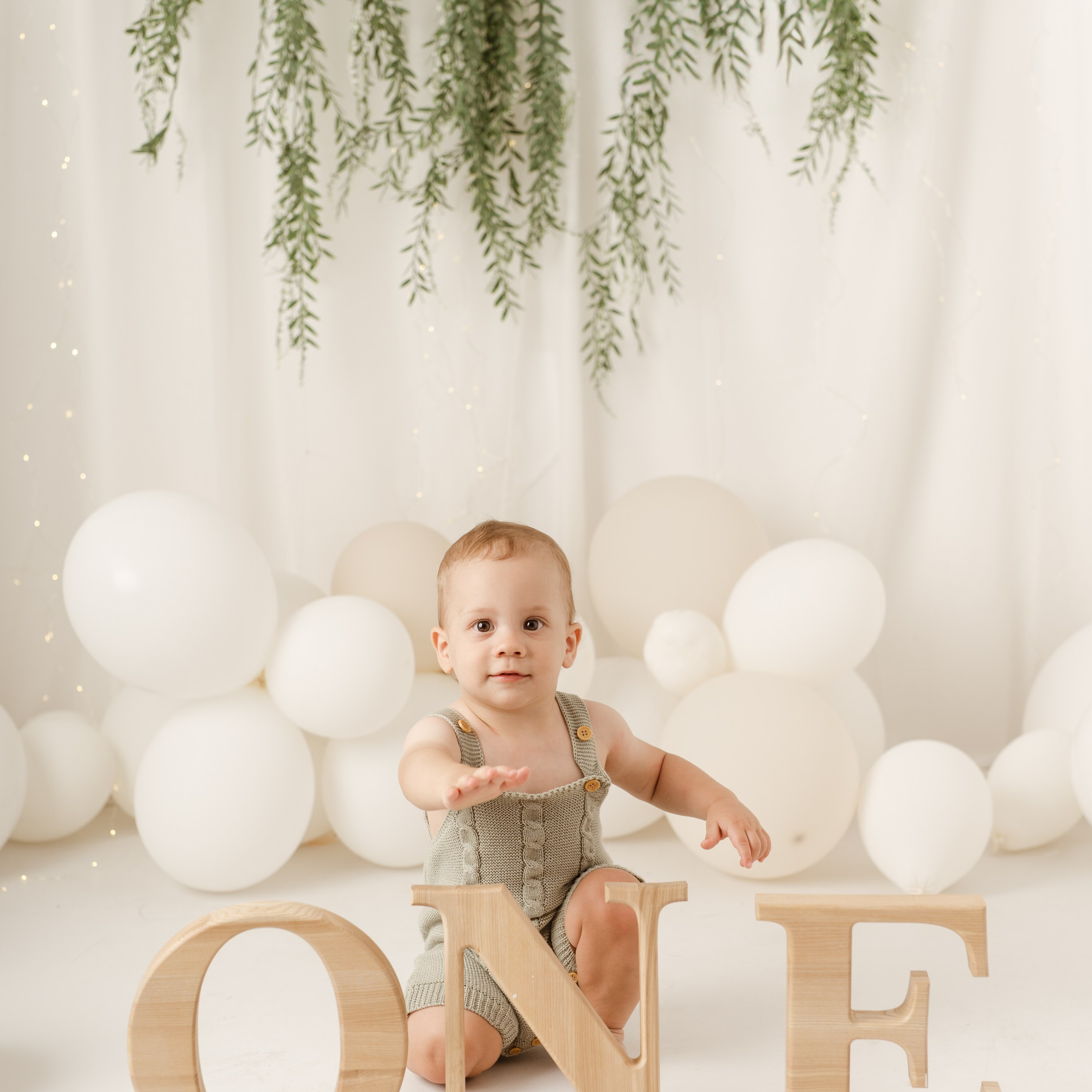 Sesja roczkowa i dziecięca w Łodzi. Fotograf Łódź - sesja ciążowa, noworodkowa, dziecięca. Studio w Łodzi