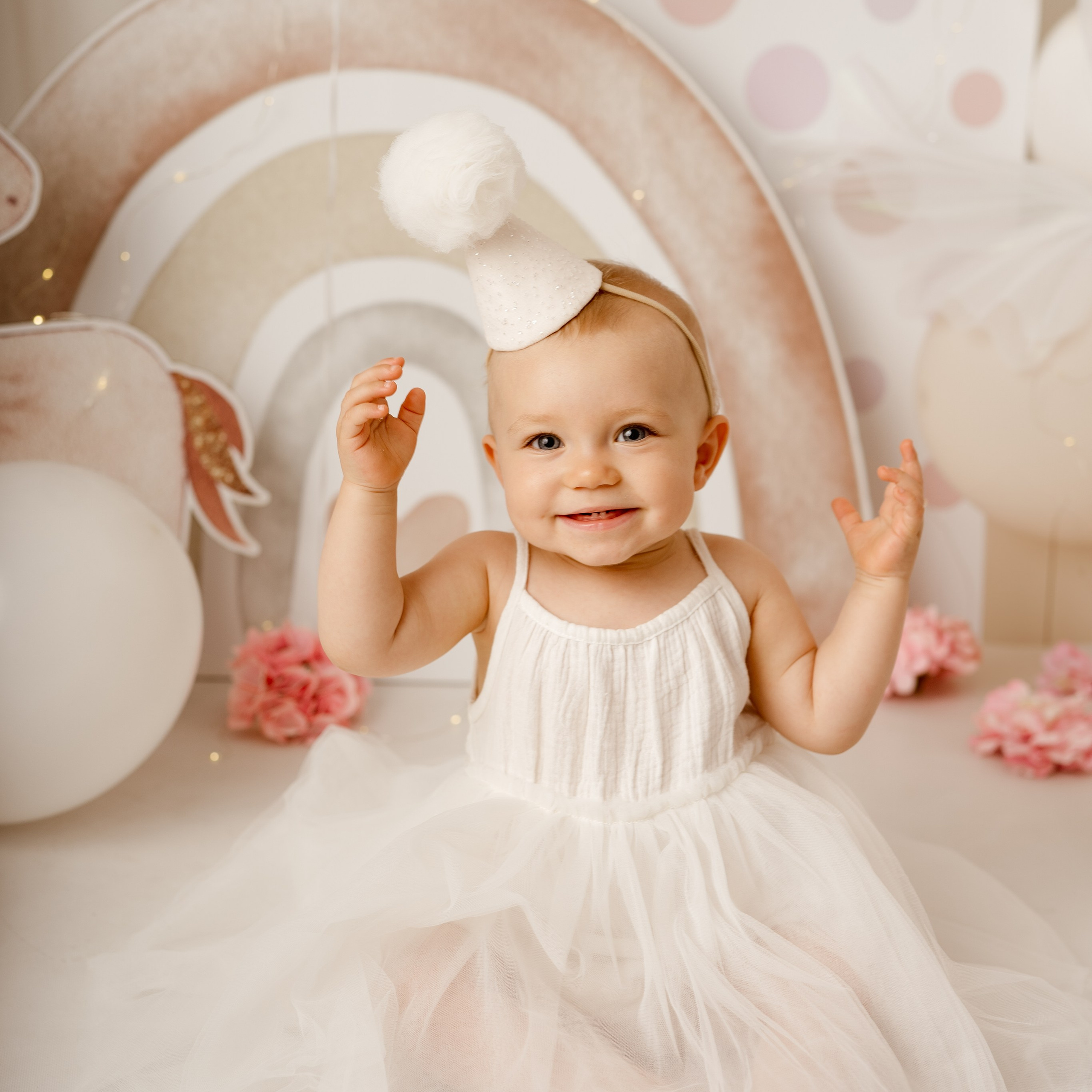 Sesja roczkowa i dziecięca w Łodzi. Fotograf Łódź - sesja ciążowa, noworodkowa, dziecięca. Studio w Łodzi