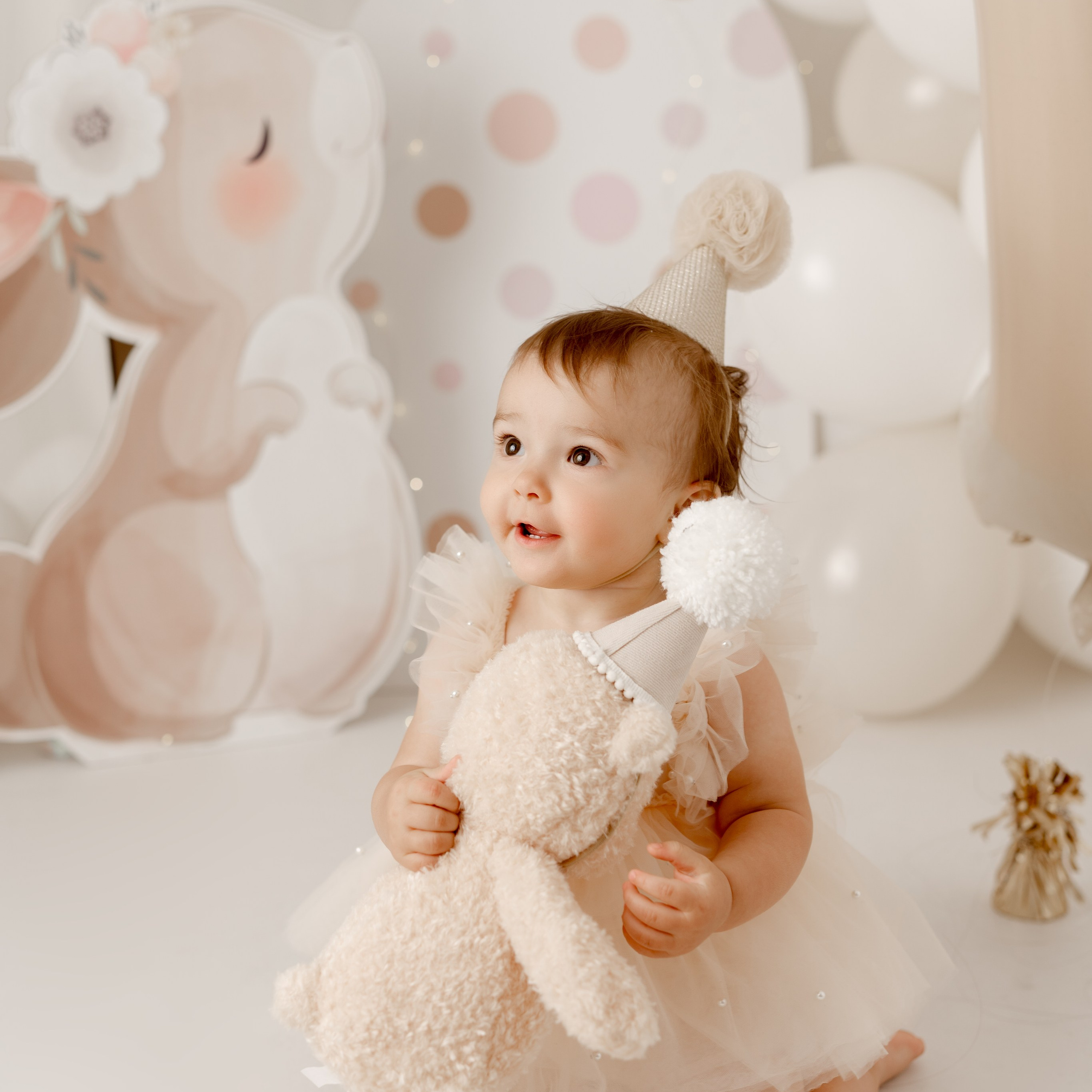 Sesja roczkowa i dziecięca w Łodzi. Fotograf Łódź - sesja ciążowa, noworodkowa, dziecięca. Studio w Łodzi