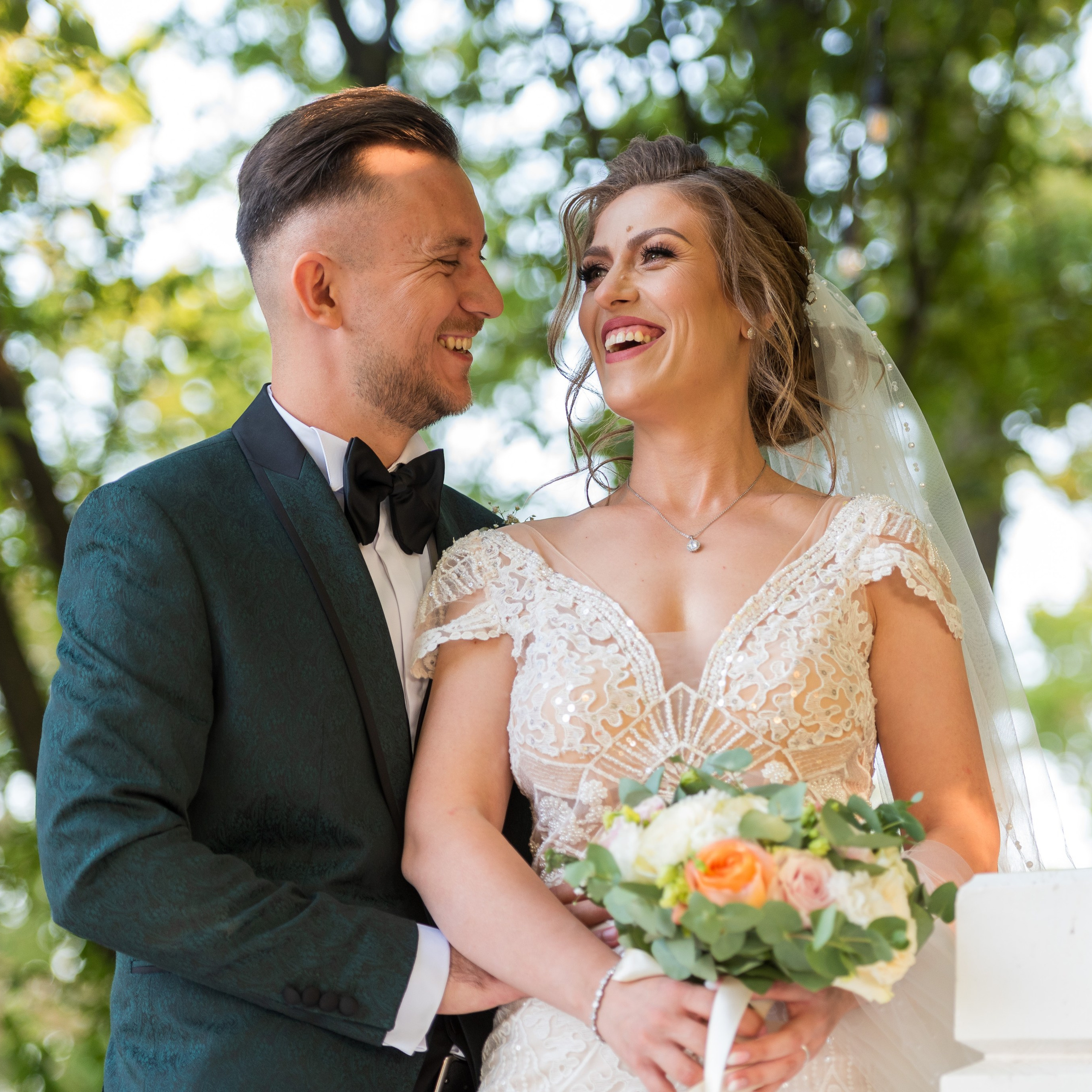Review clienti. Wedding photographer from Bucharest Eugen Elisei