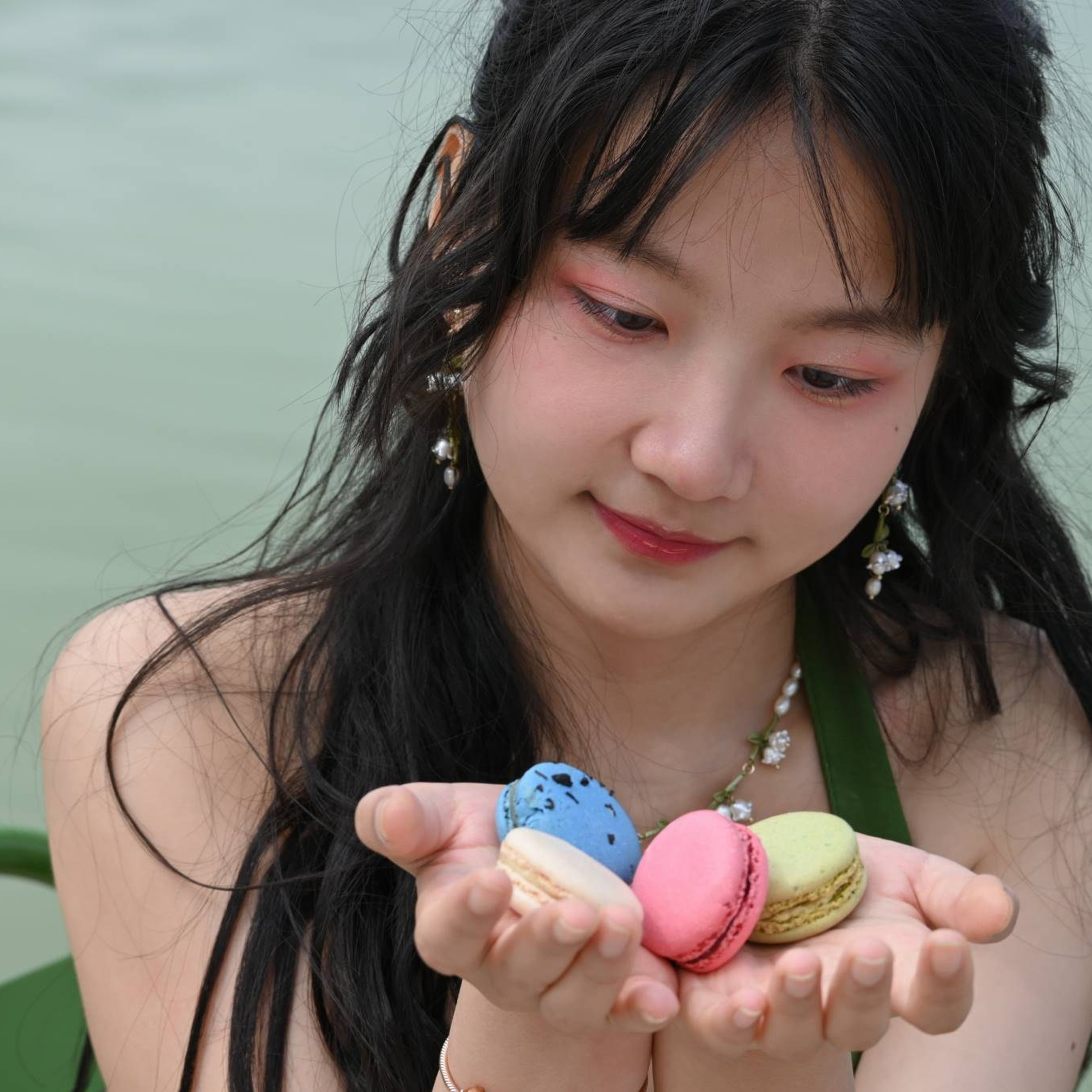 Lifestyle & Travel Portrait photography in Paris Shyl