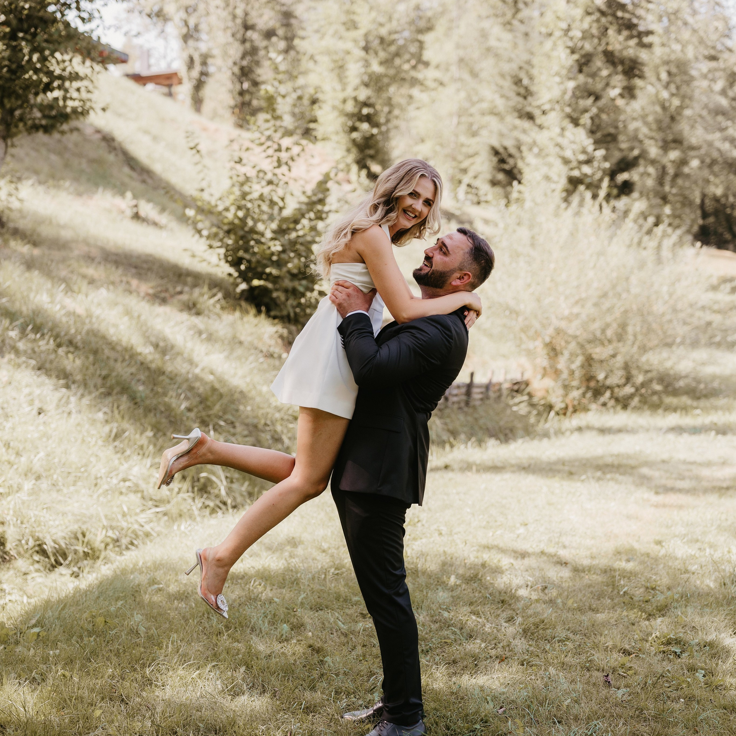 Reviews. Valentin Melen — wedding photographer