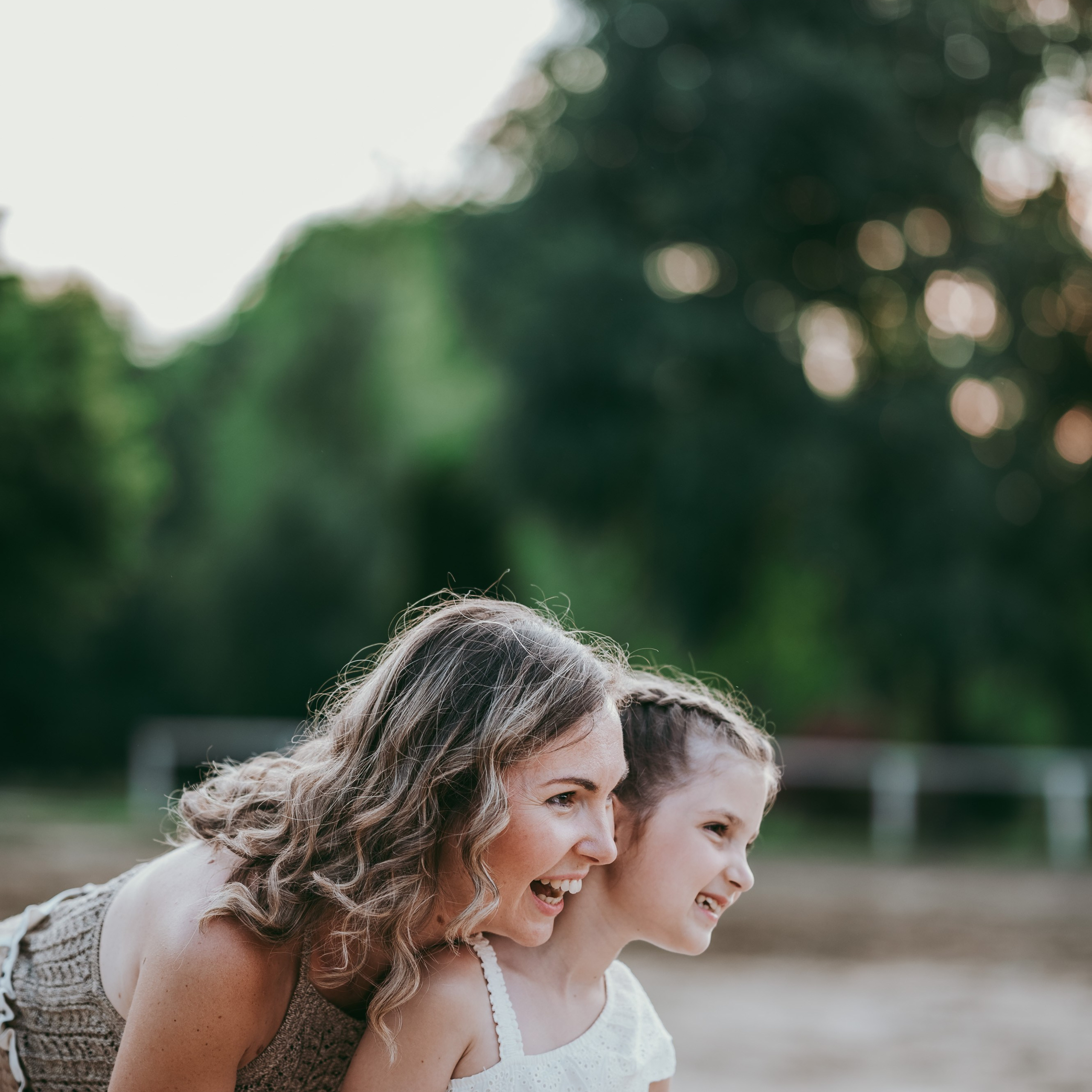 Porodicno fotografisanje. Deciji i porodicni fotograf u Beogradu Oksana Skendzic
