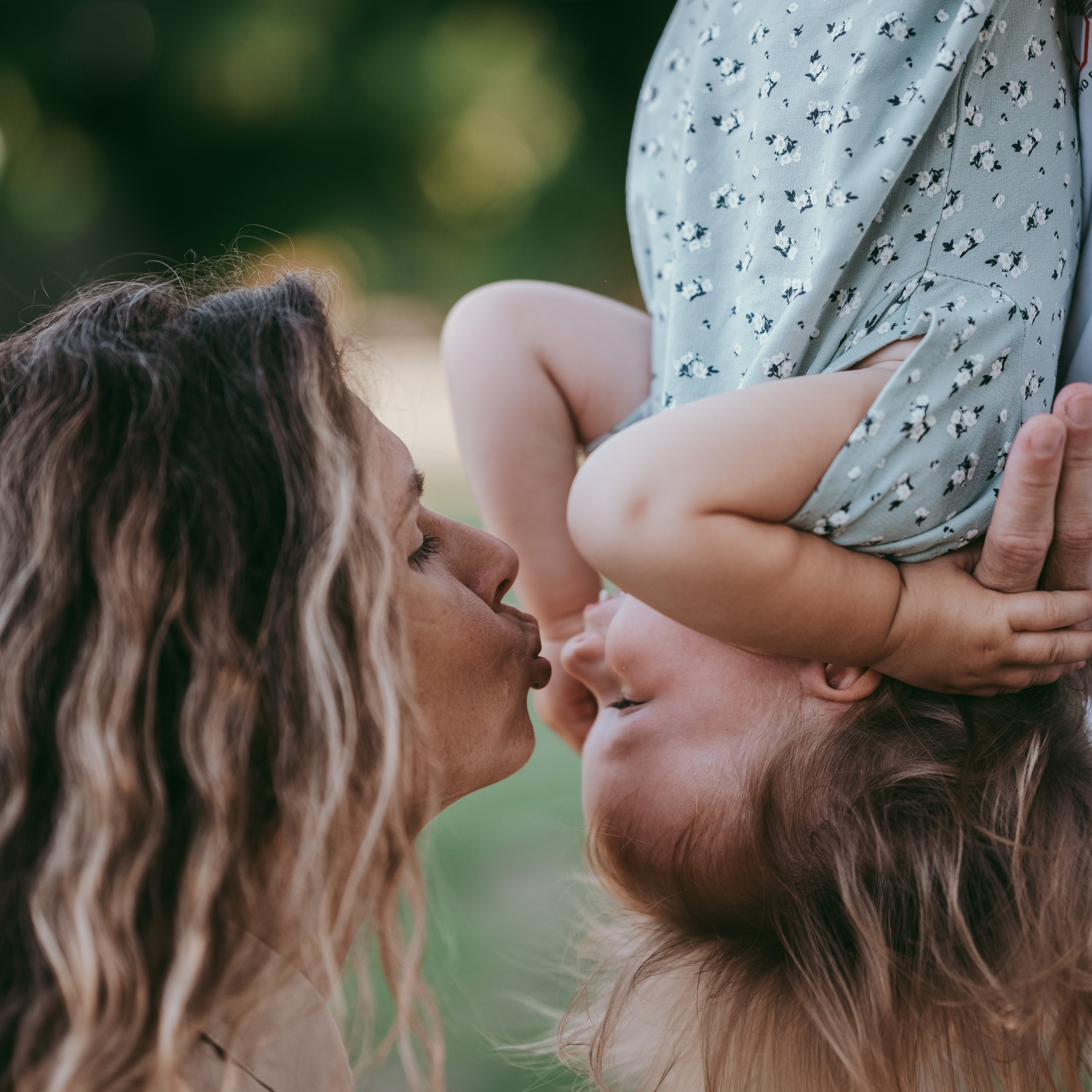 Porodicno fotografisanje. Deciji i porodicni fotograf u Beogradu Oksana Skendzic