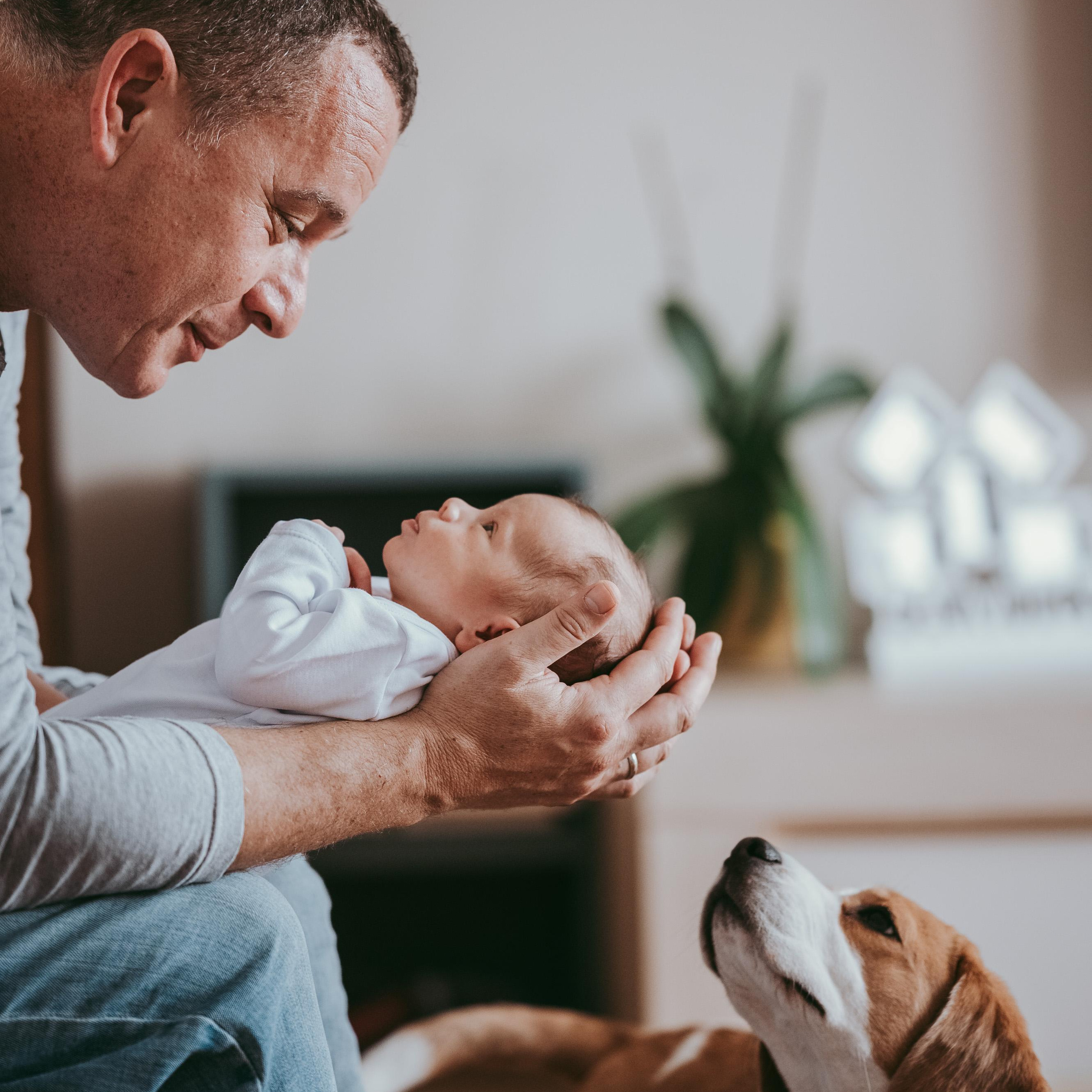 FOTOGRAFISANJE BEBA KOD KUCE. Deciji i porodicni fotograf u Beogradu Oksana Skendzic