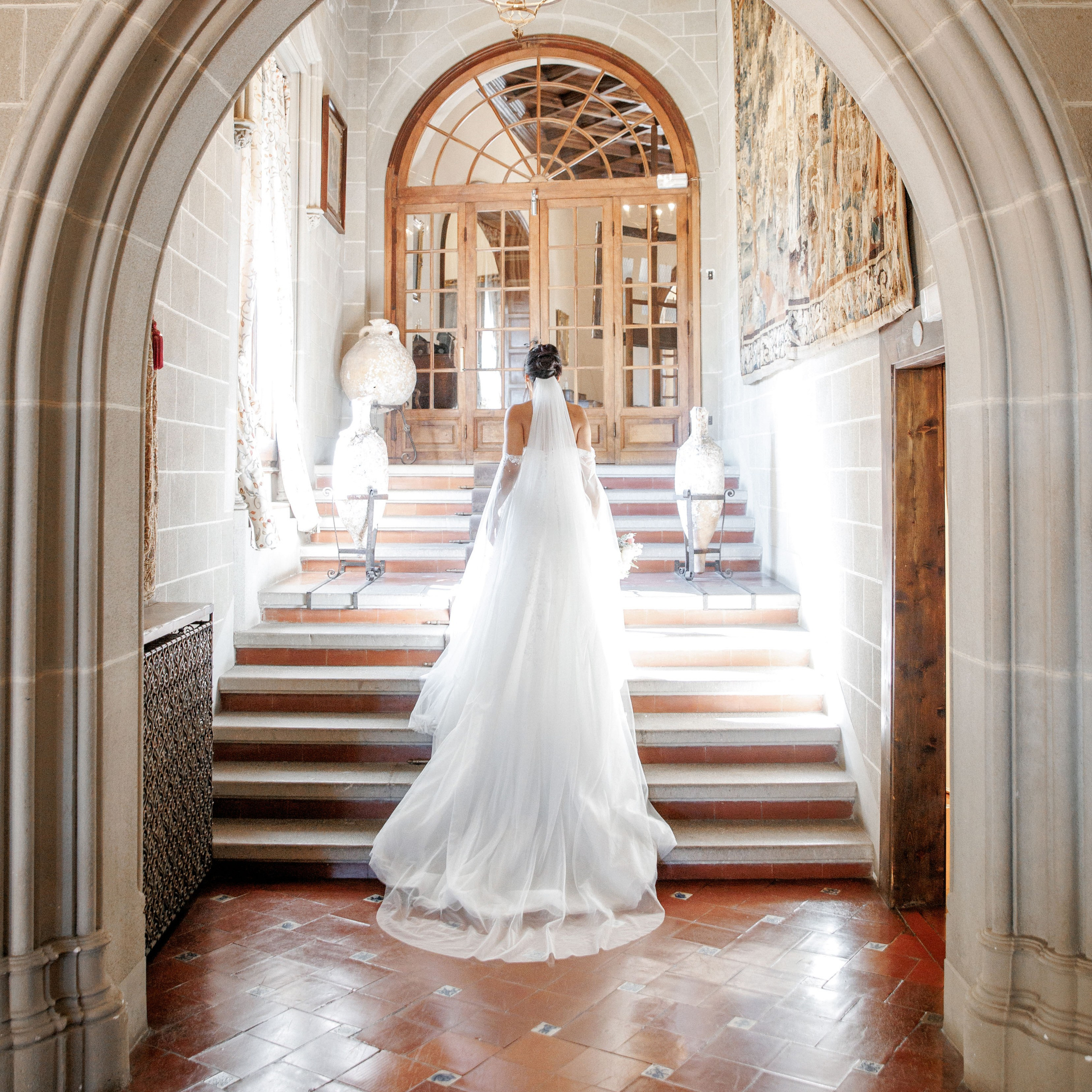 Wedding Photography Services. Wedding Photographer in Barcelona Lana Alekhina