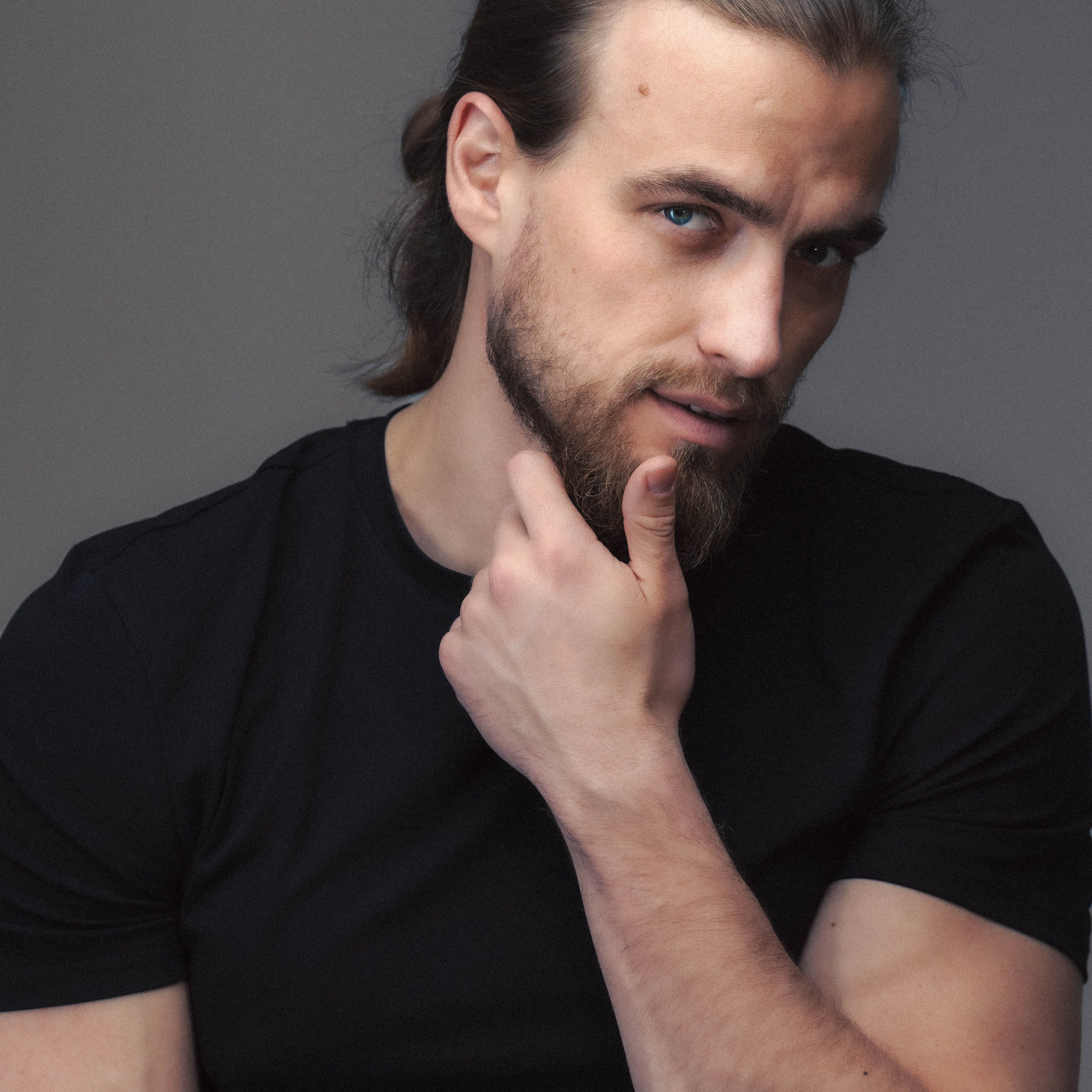 Мужской портрет, модельные тесты