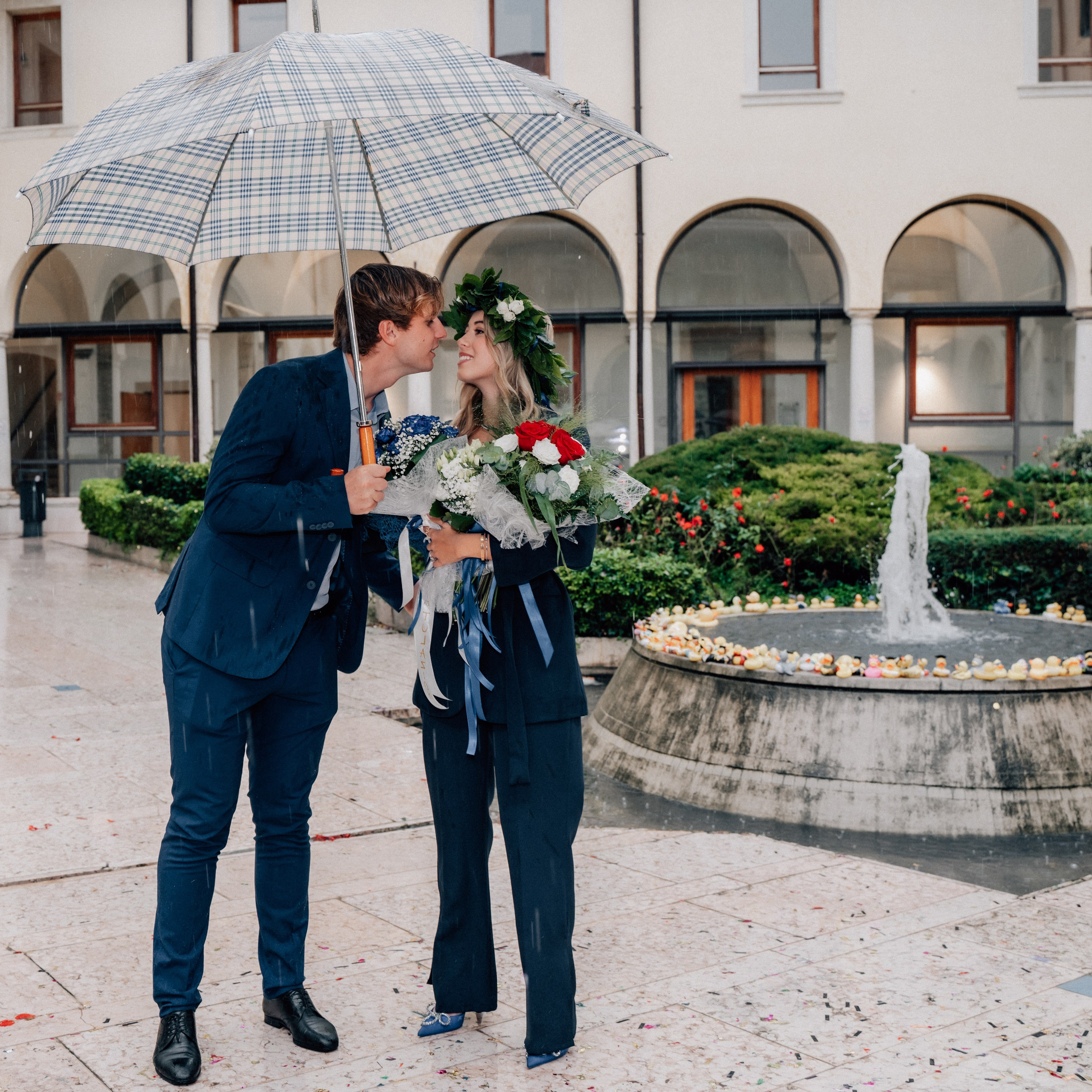 Auguri Dottoressa Bichis!. Luximagepro.com