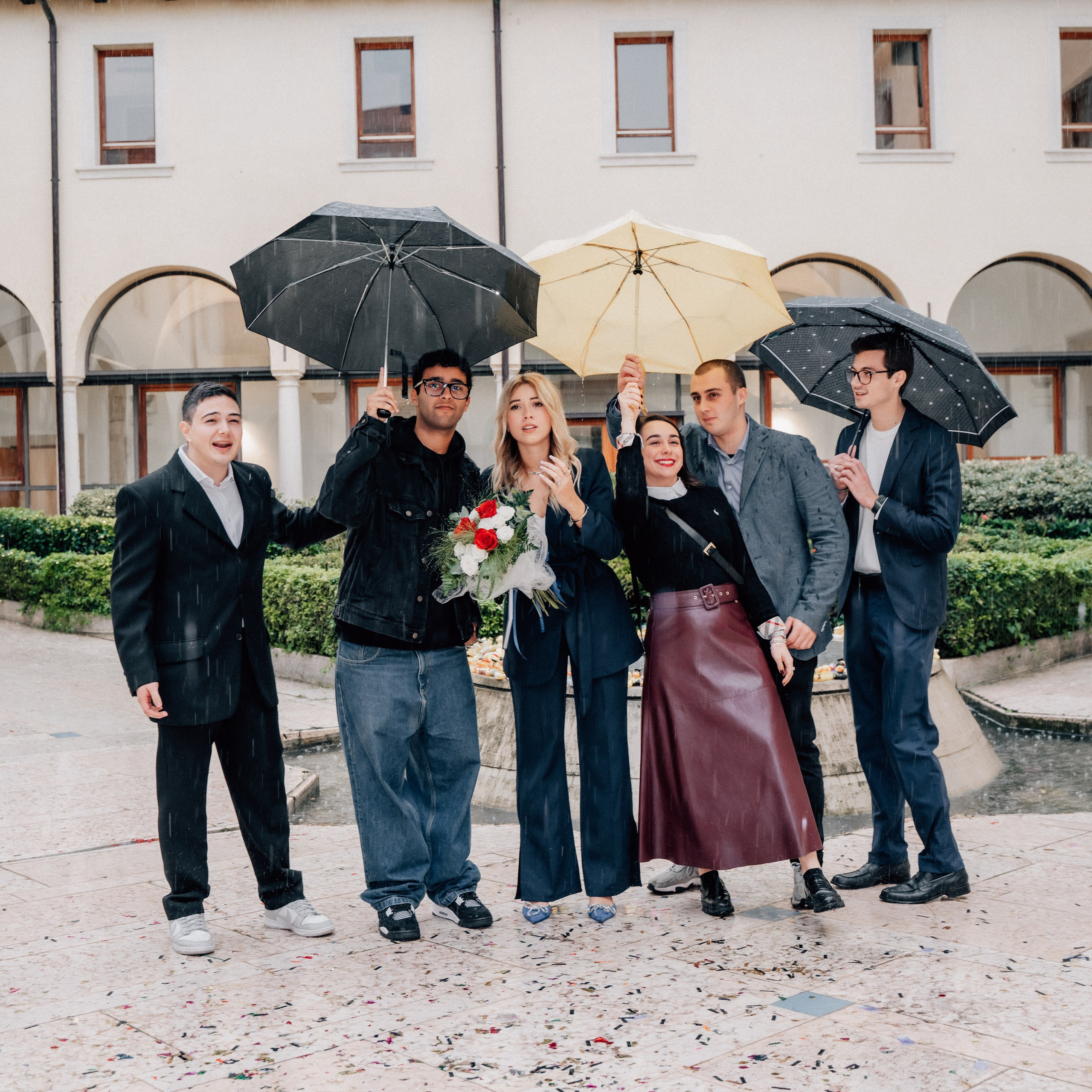 Auguri Dottoressa Bichis!. Luximagepro.com