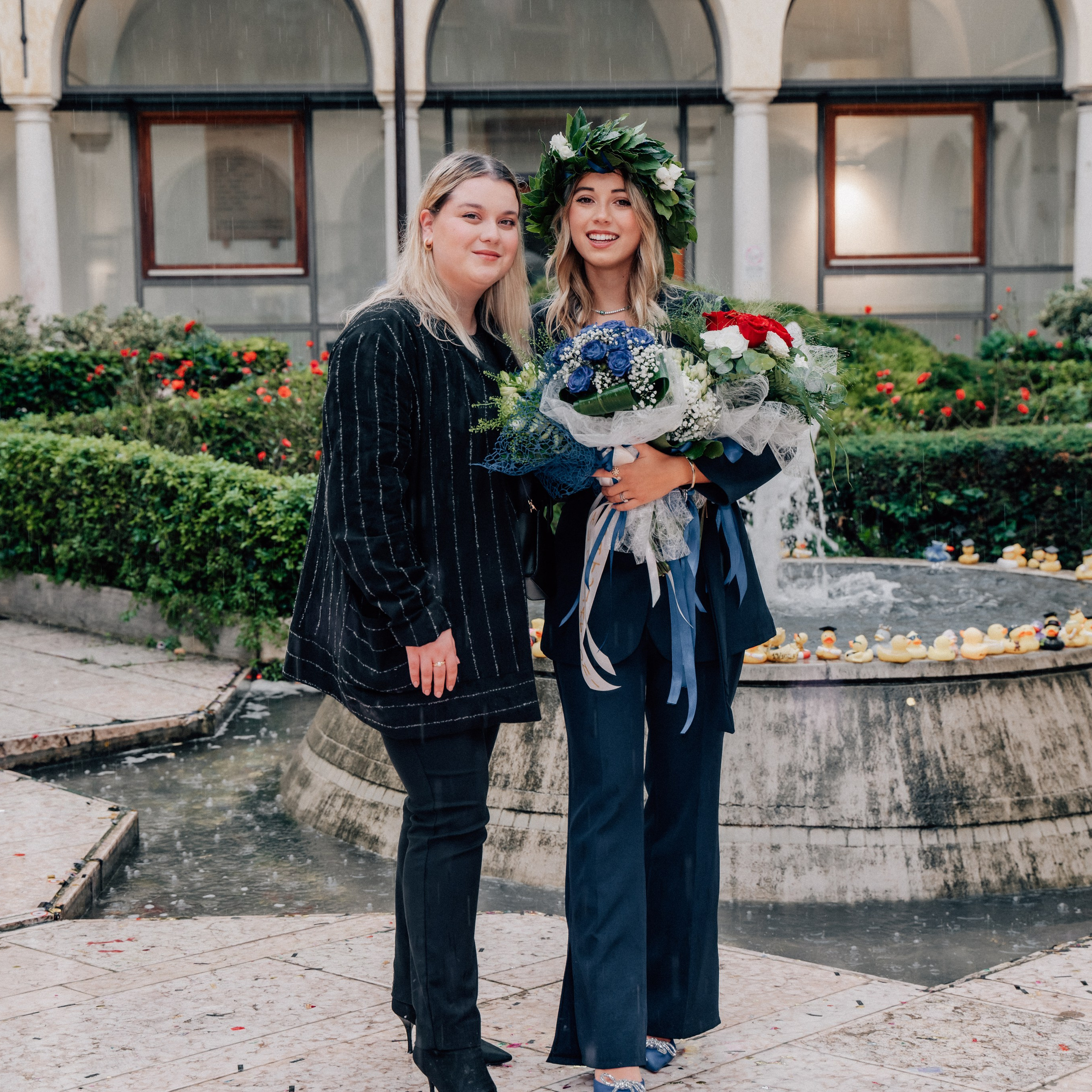 Auguri Dottoressa Bichis!. Luximagepro.com