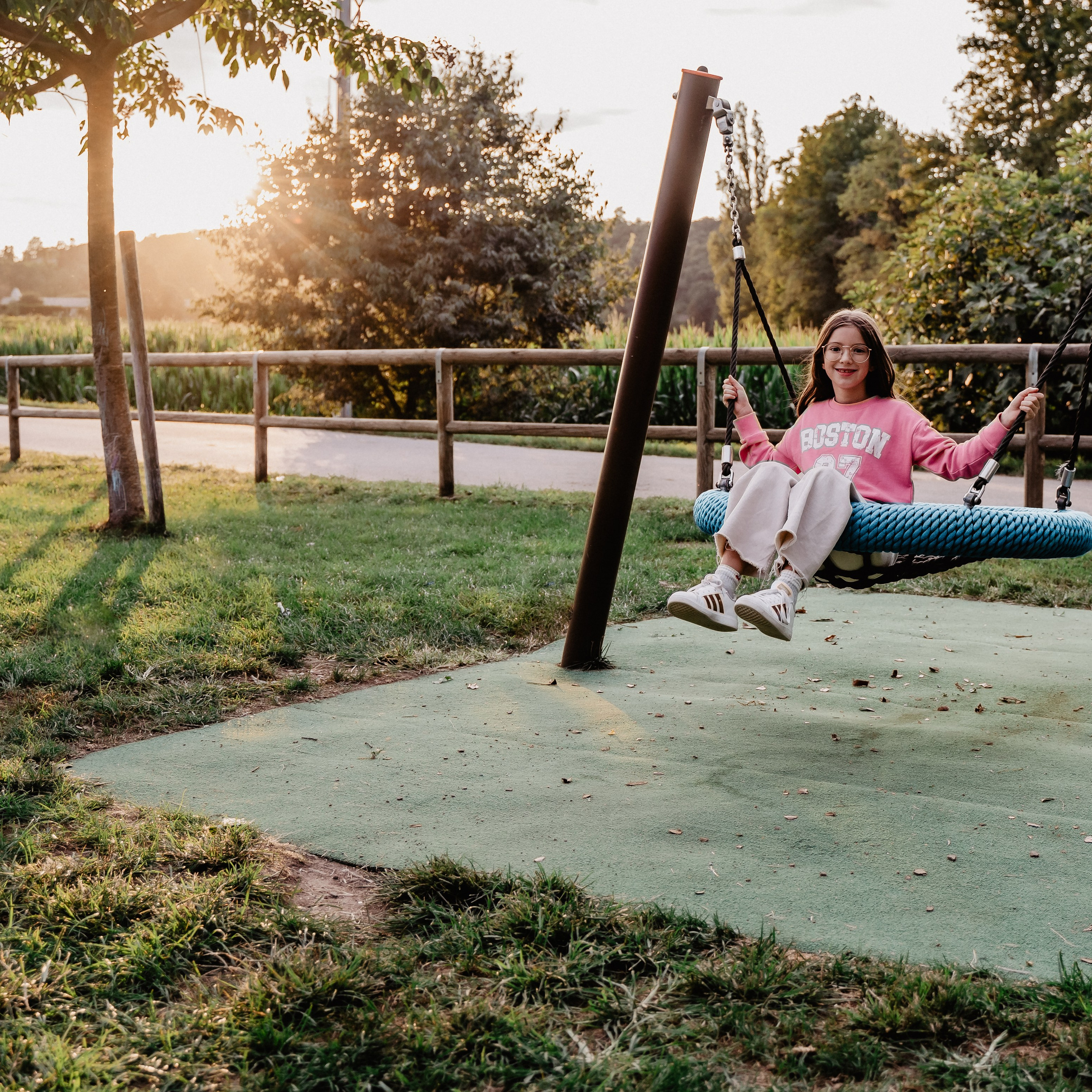 Asia. Luximagepro.com