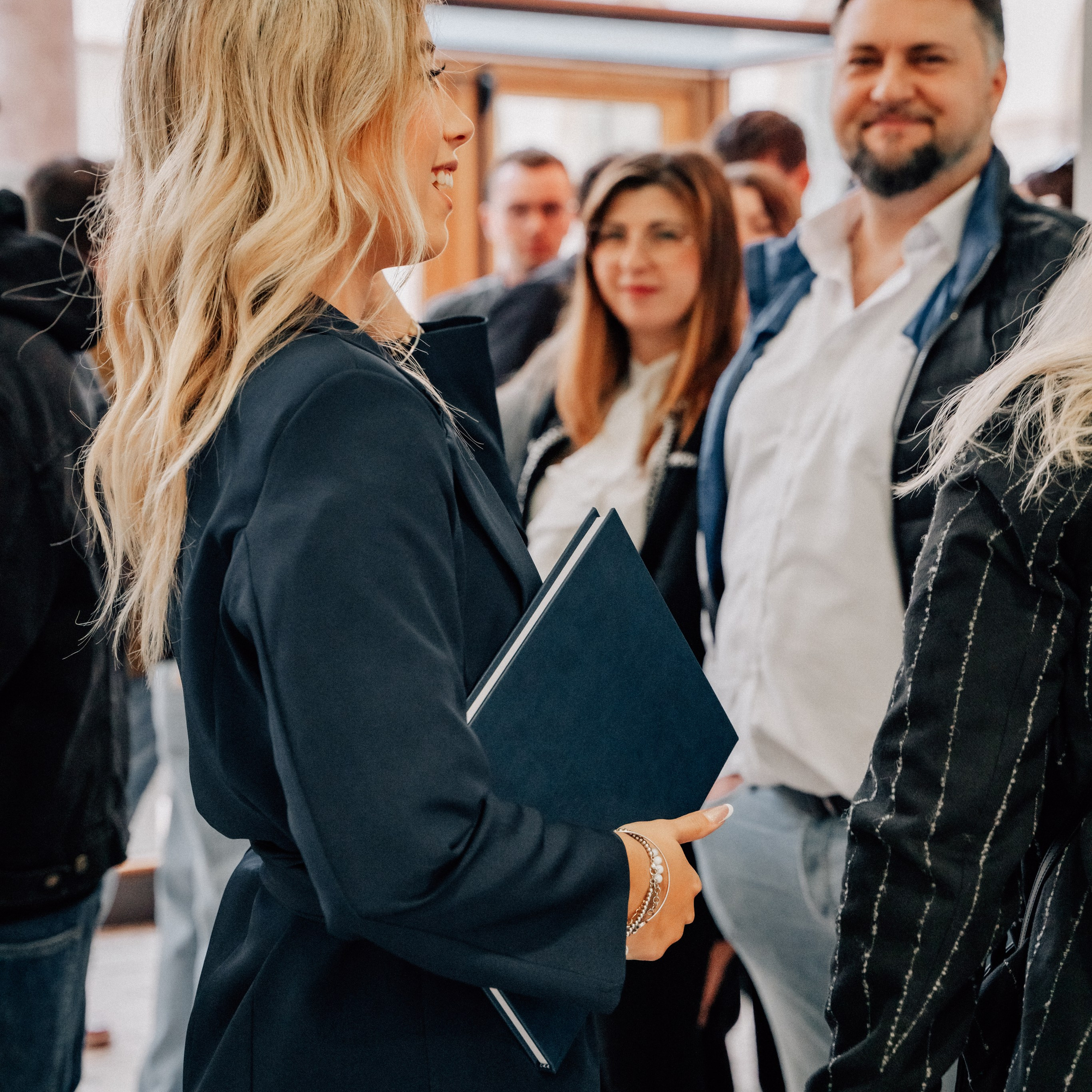 Auguri Dottoressa Bichis!. Luximagepro.com