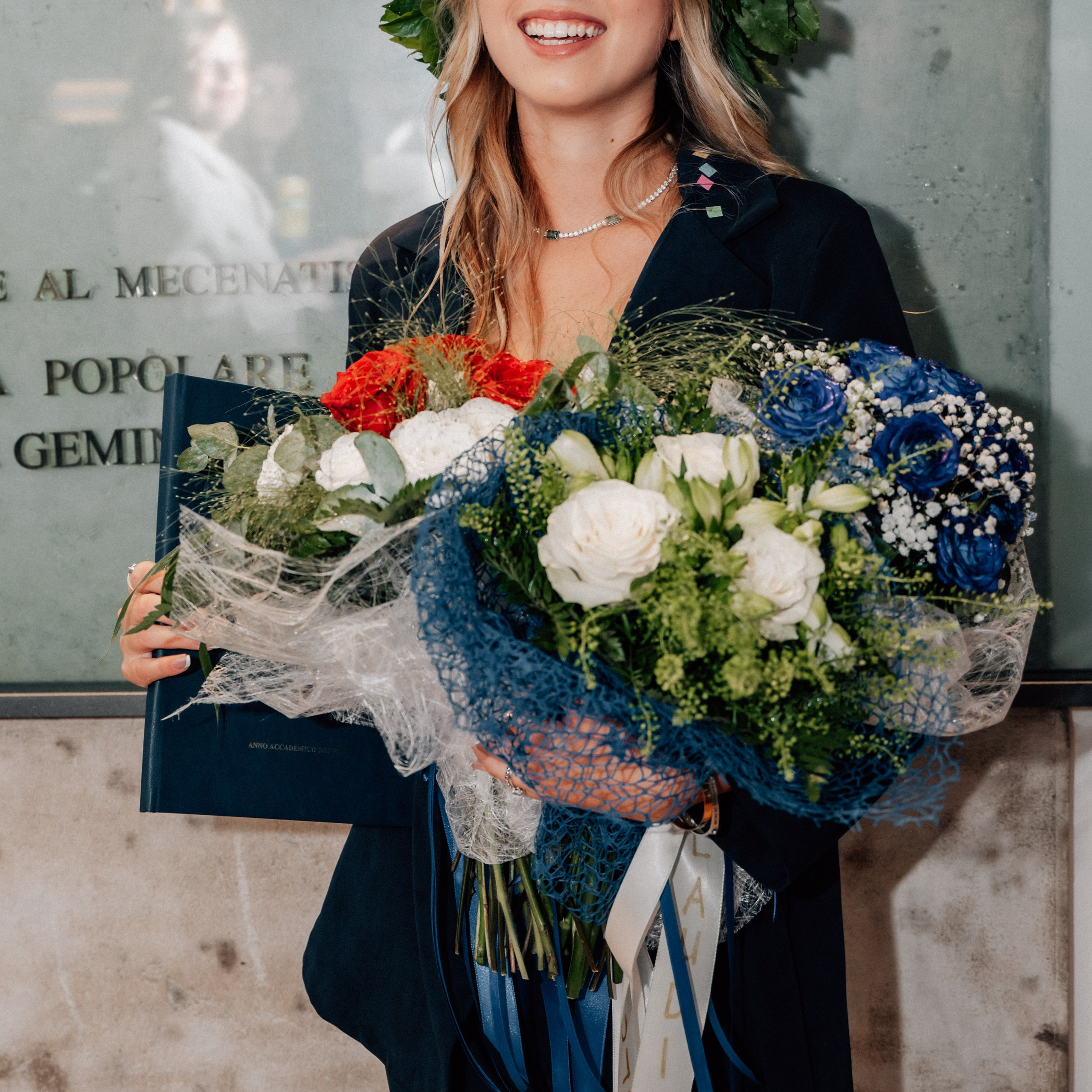 Auguri Dottoressa Bichis!. Luximagepro.com