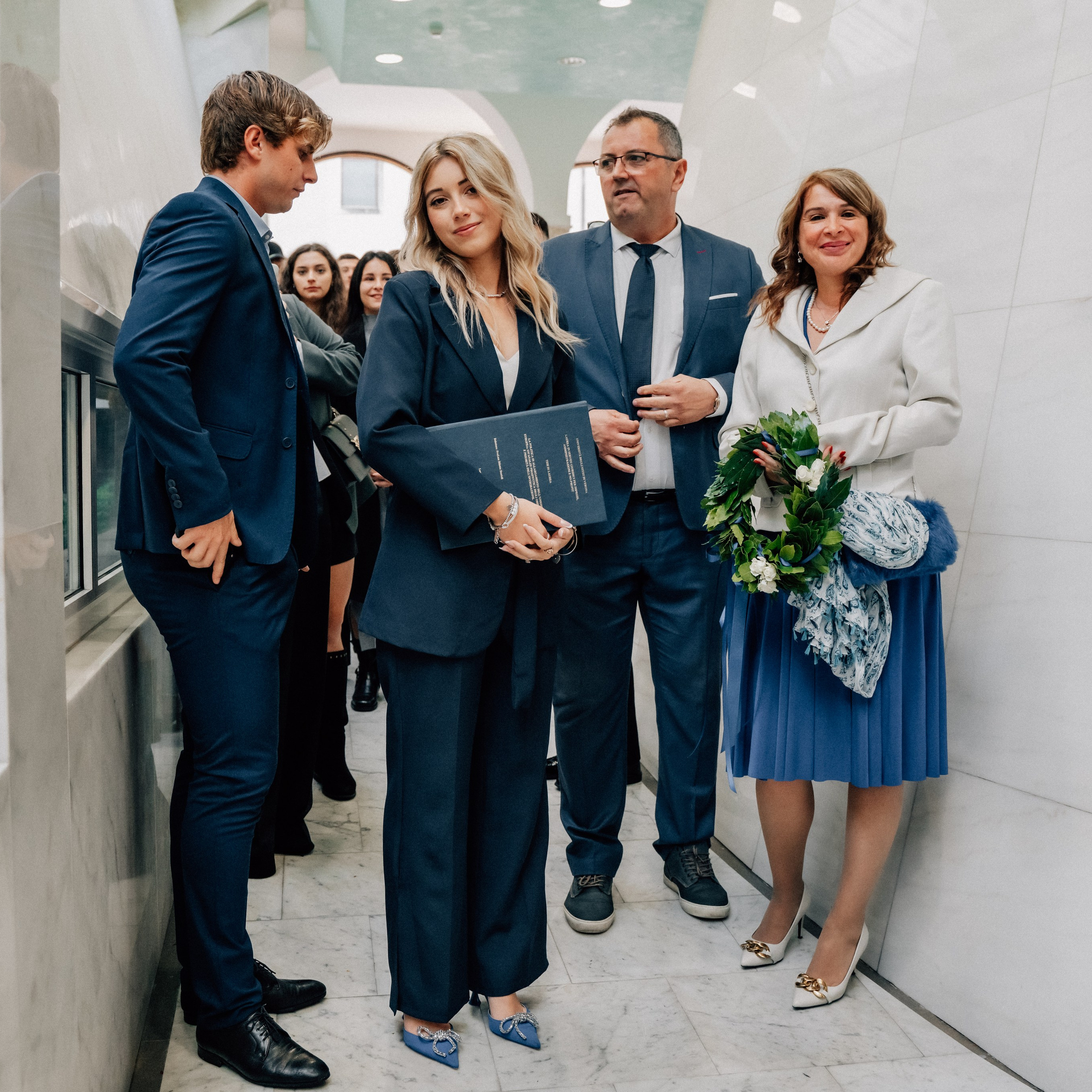 Auguri Dottoressa Bichis!. Luximagepro.com