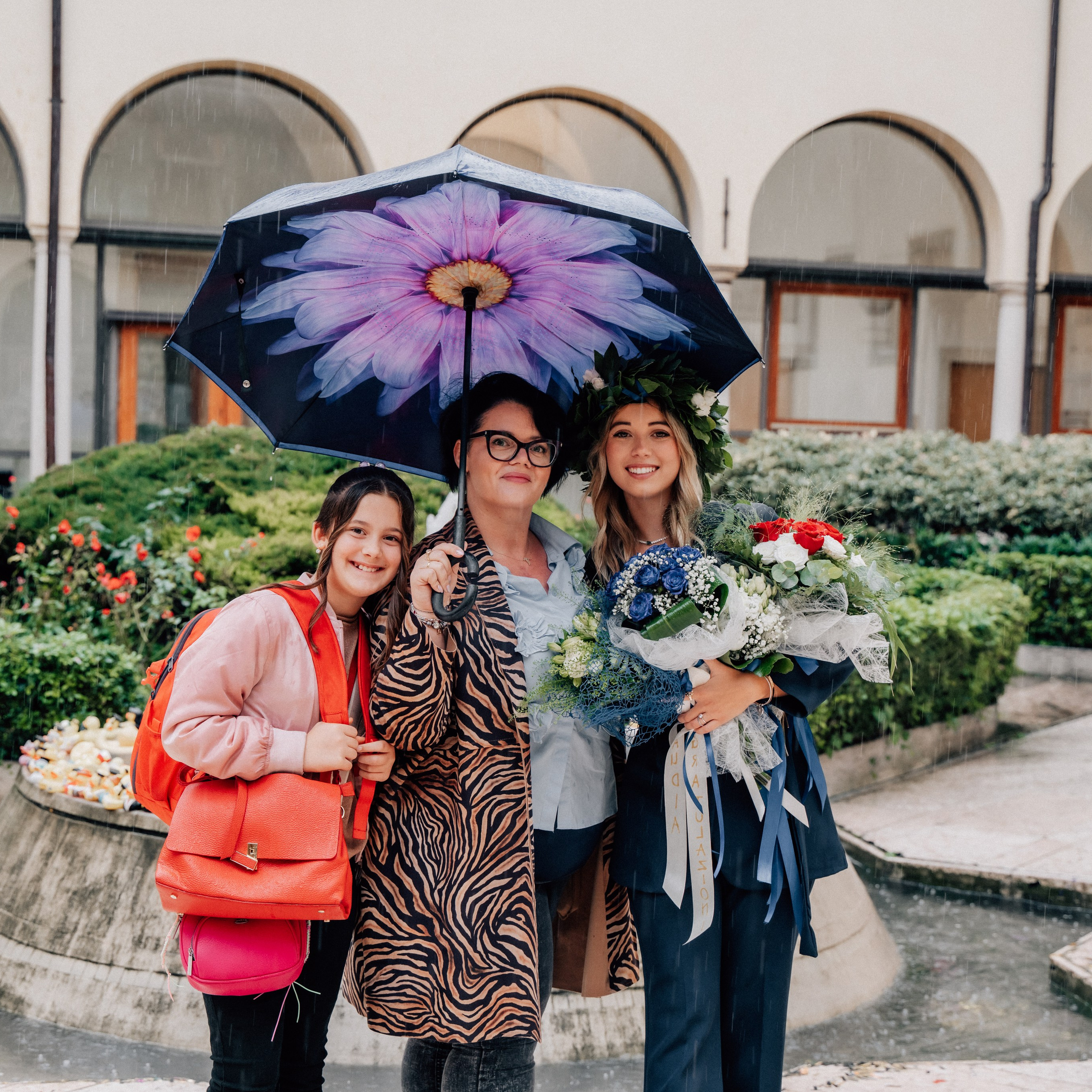 Auguri Dottoressa Bichis!. Luximagepro.com