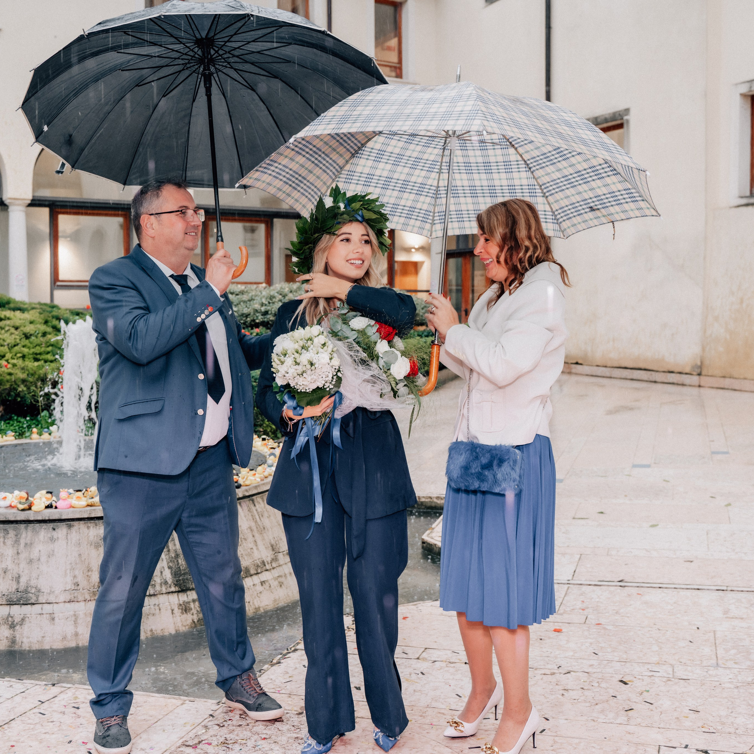 Auguri Dottoressa Bichis!. Luximagepro.com