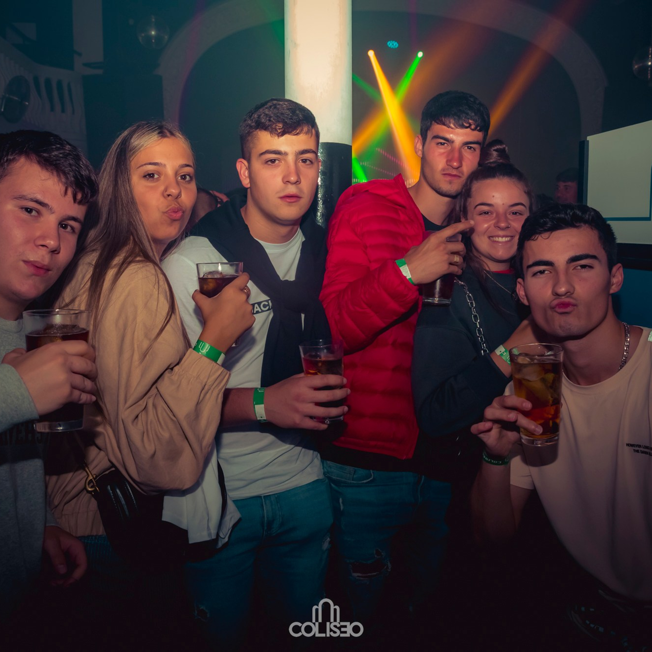 Discoteca Coliseo - Pontedeume. RabelByCris Fotógrafa en Coruña de Eventos, sesiones, mascotas