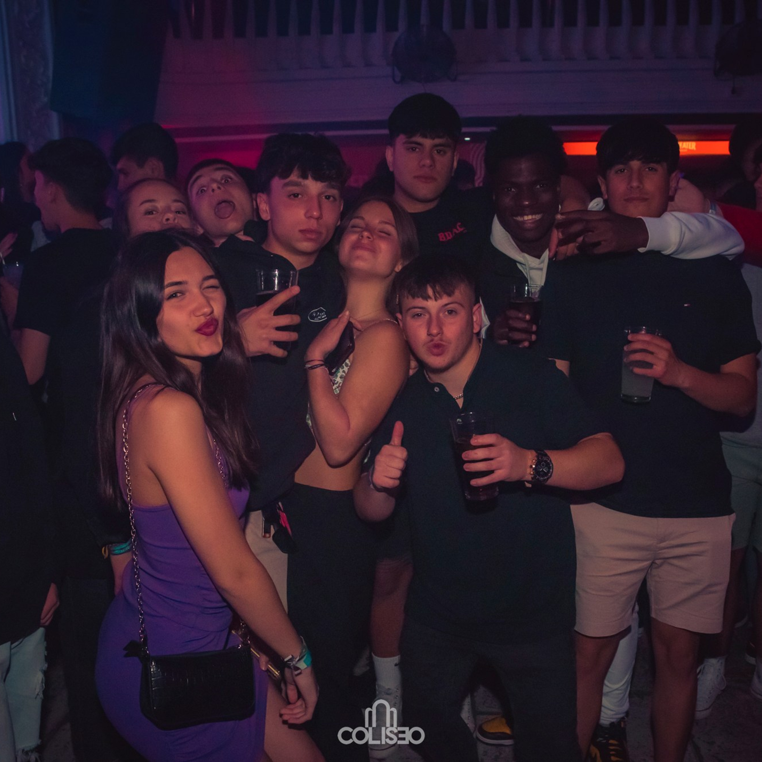 Discoteca Coliseo - Pontedeume. RabelByCris Fotógrafa en Coruña de Eventos, sesiones, mascotas