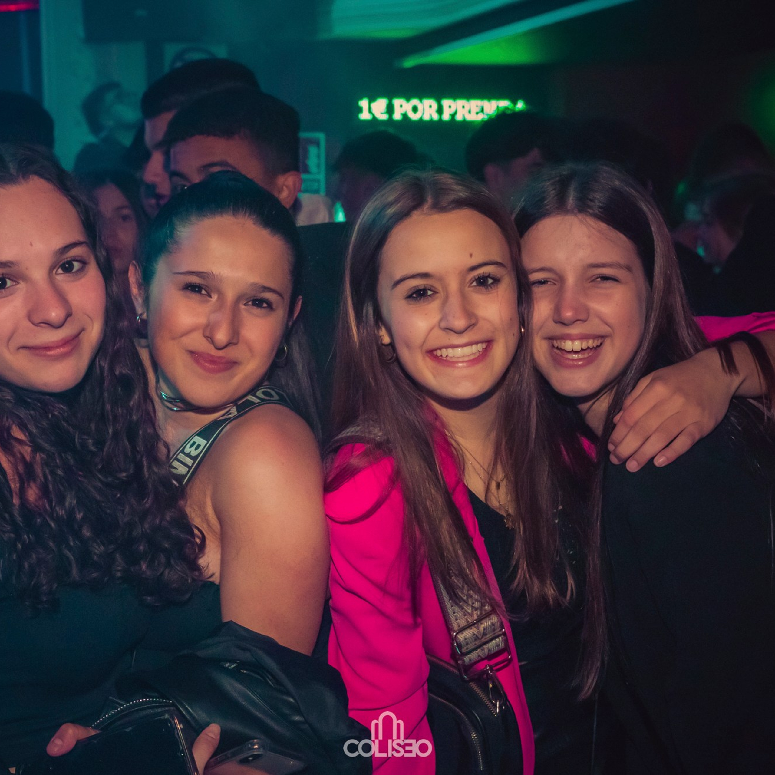 Discoteca Coliseo - Pontedeume. RabelByCris Fotógrafa en Coruña de Eventos, sesiones, mascotas