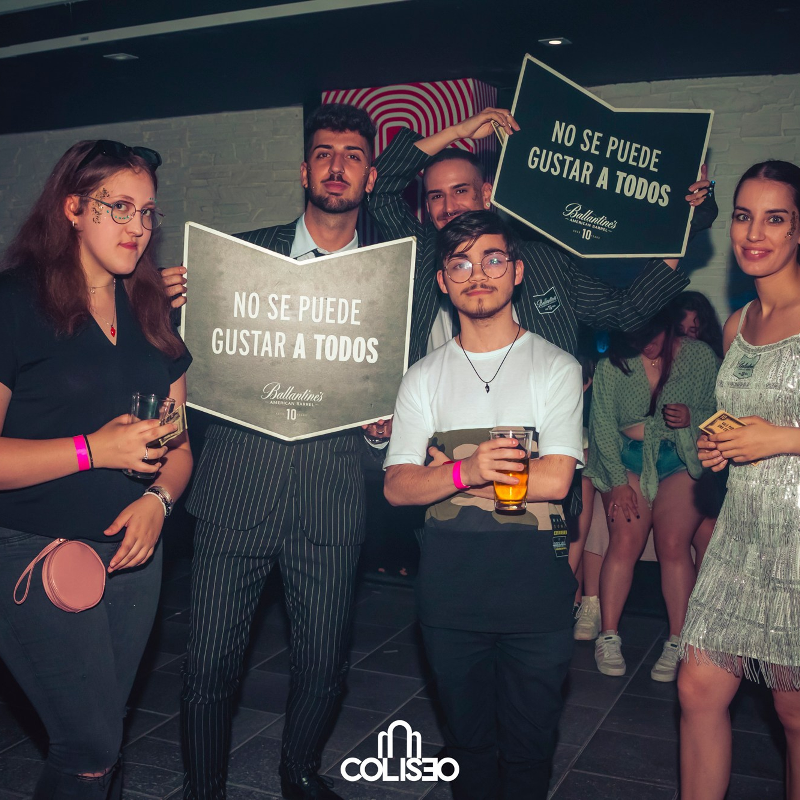 Discoteca Coliseo - Pontedeume. RabelByCris Fotógrafa en Coruña de Eventos, sesiones, mascotas