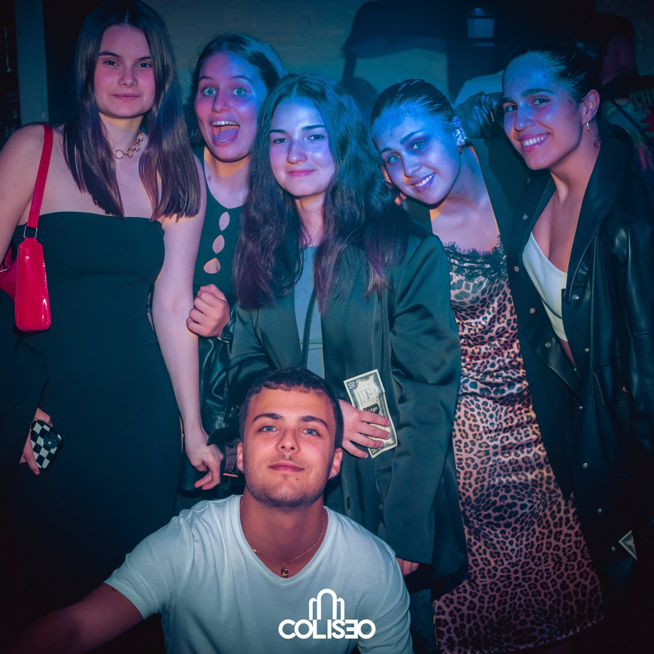 Discoteca Coliseo - Pontedeume. RabelByCris Fotógrafa en Coruña de Eventos, sesiones, mascotas