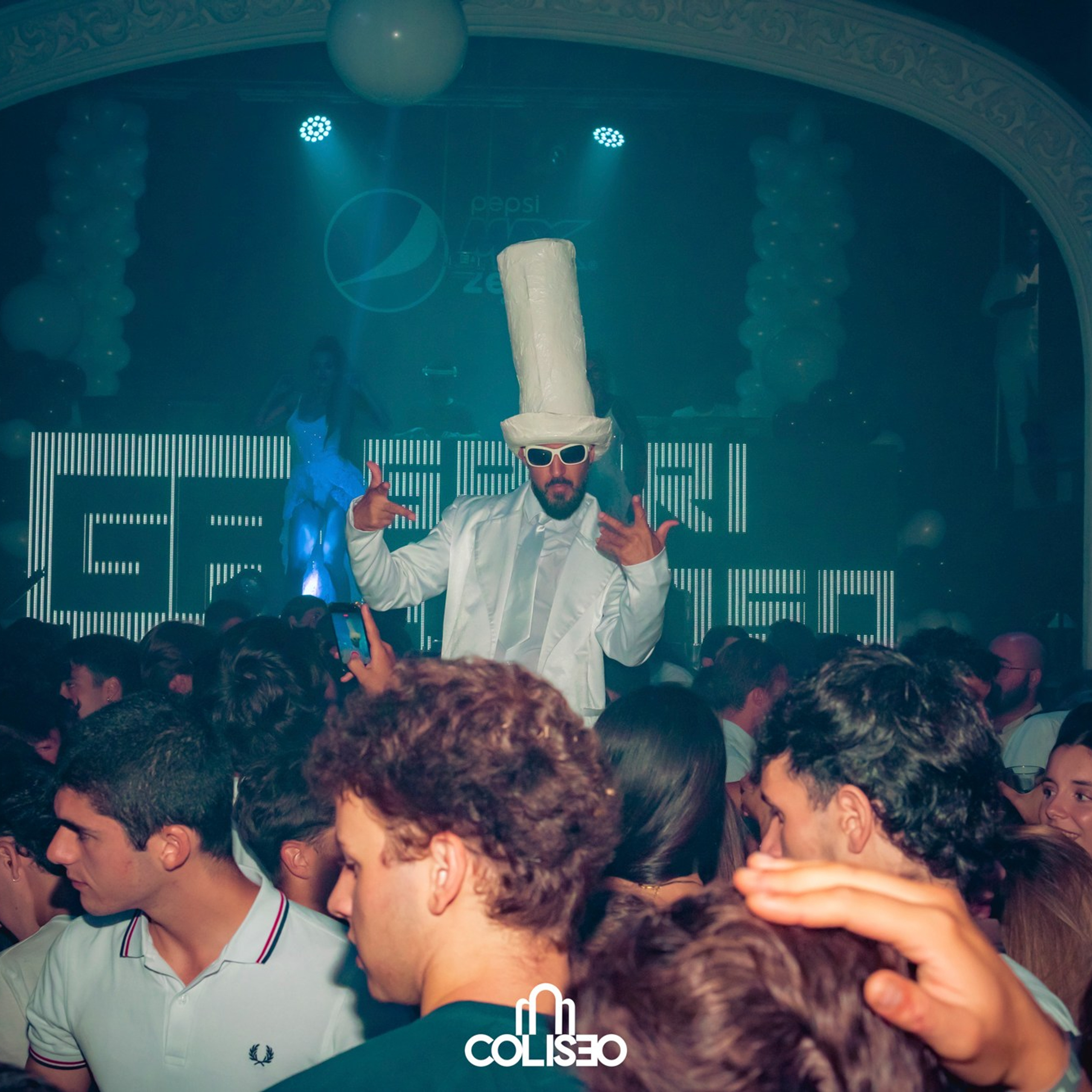 Discoteca Coliseo - Pontedeume. RabelByCris Fotógrafa en Coruña de Eventos, sesiones, mascotas