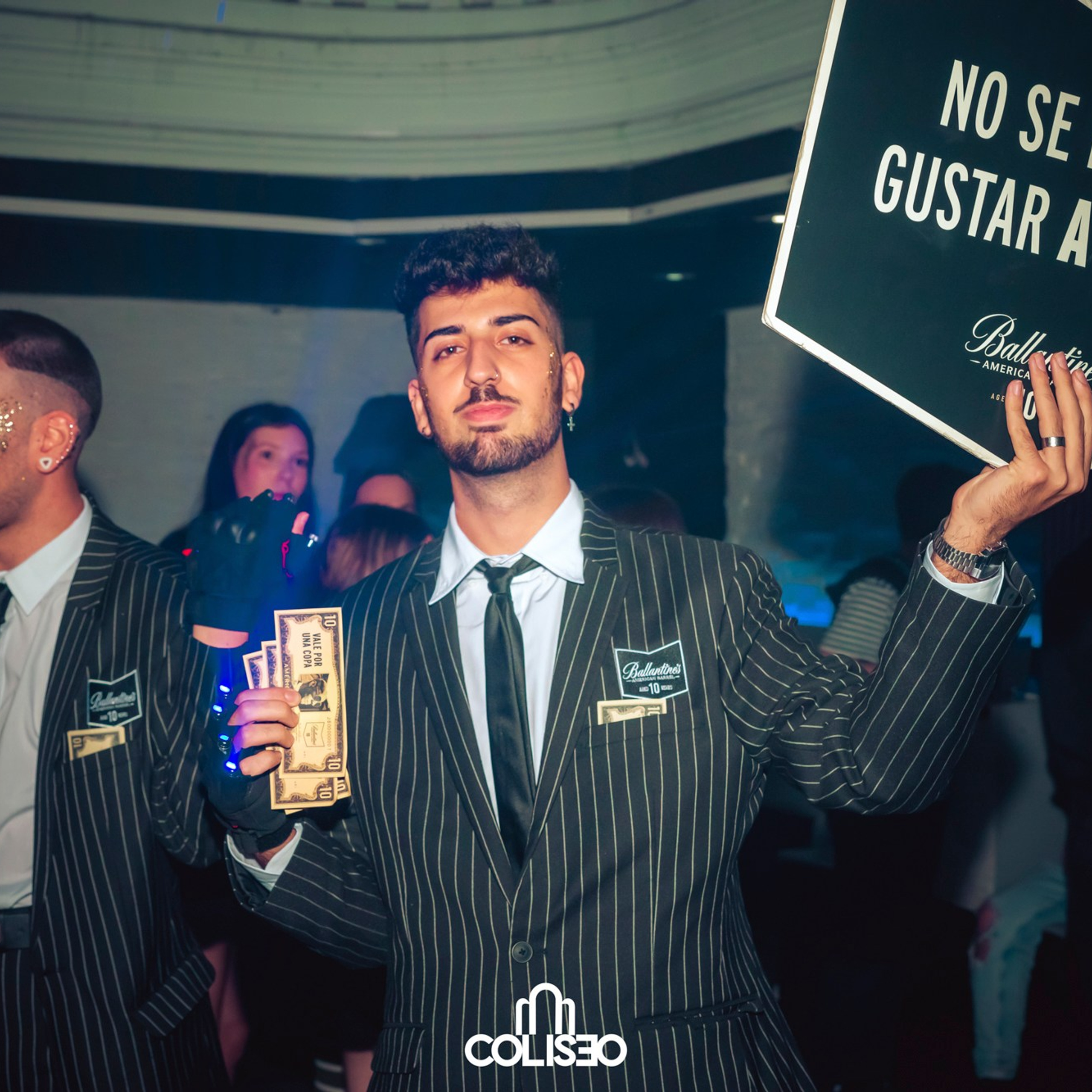 Discoteca Coliseo - Pontedeume. RabelByCris Fotógrafa en Coruña de Eventos, sesiones, mascotas