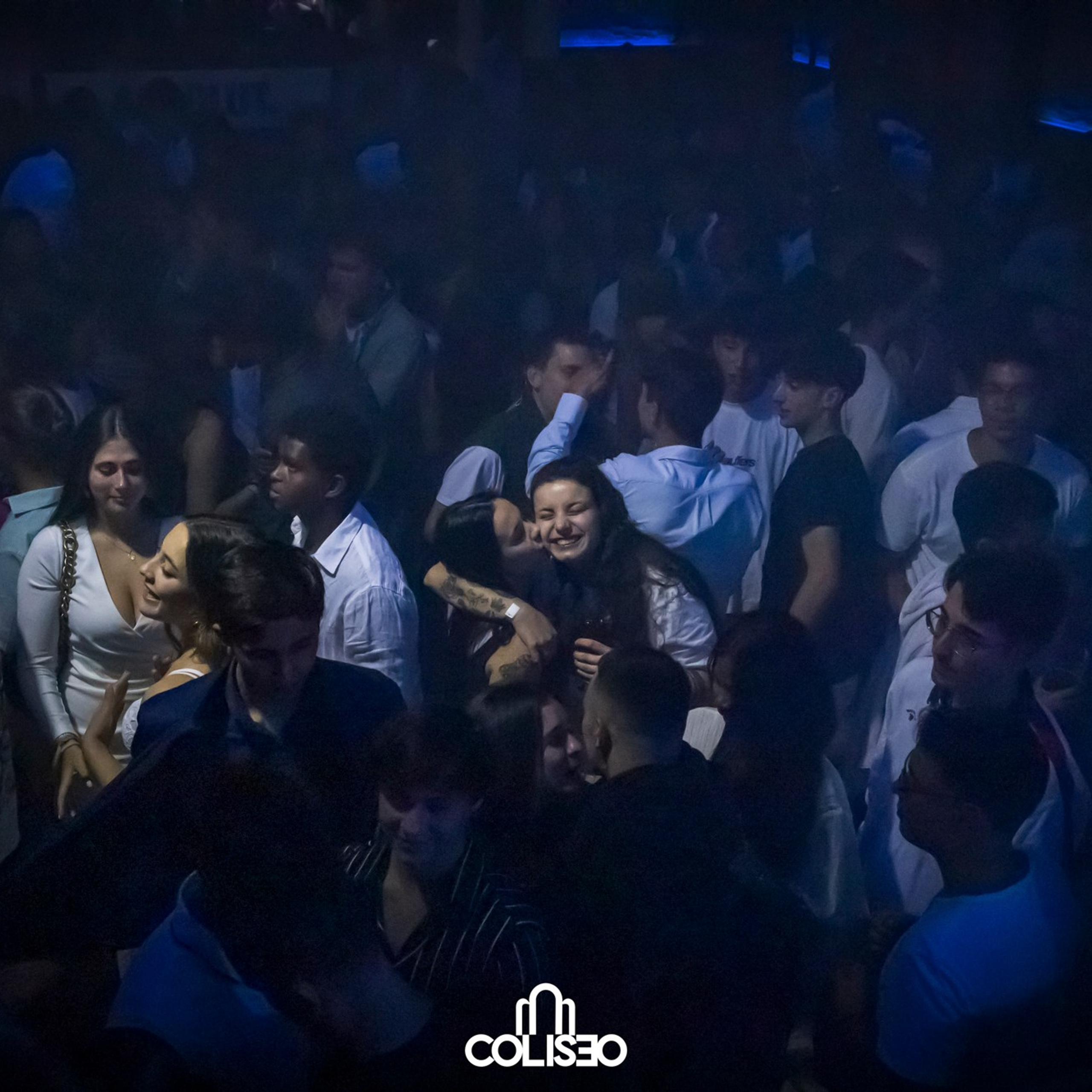 Discoteca Coliseo - Pontedeume. RabelByCris Fotógrafa en Coruña de Eventos, sesiones, mascotas