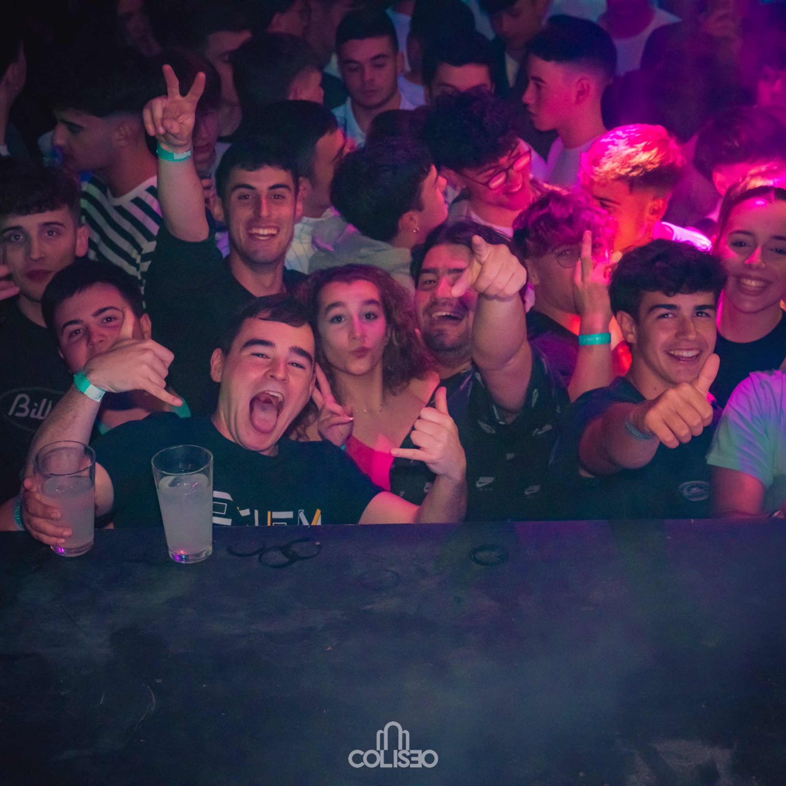 Discoteca Coliseo - Pontedeume. RabelByCris Fotógrafa en Coruña de Eventos, sesiones, mascotas