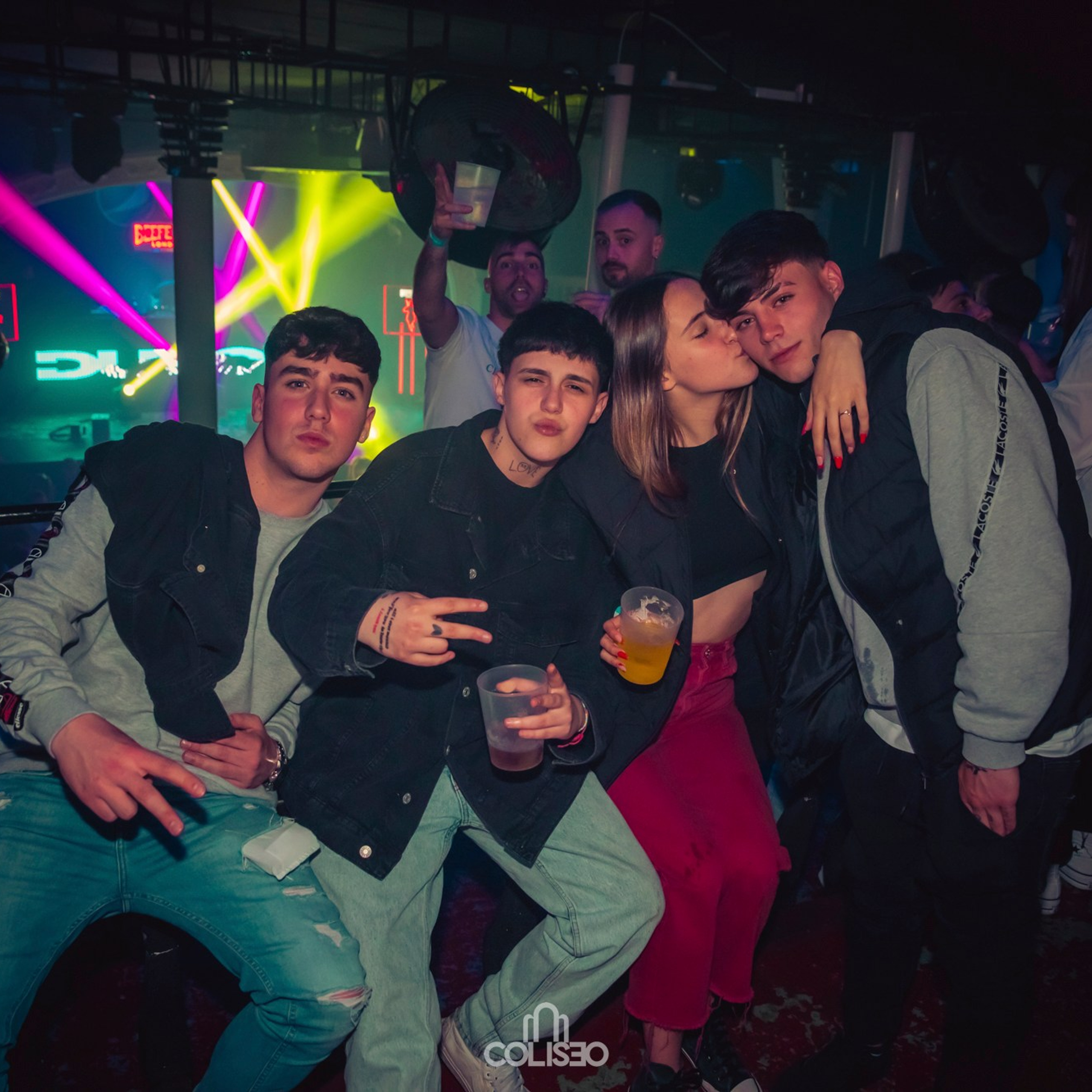 Discoteca Coliseo - Pontedeume. RabelByCris Fotógrafa en Coruña de Eventos, sesiones, mascotas