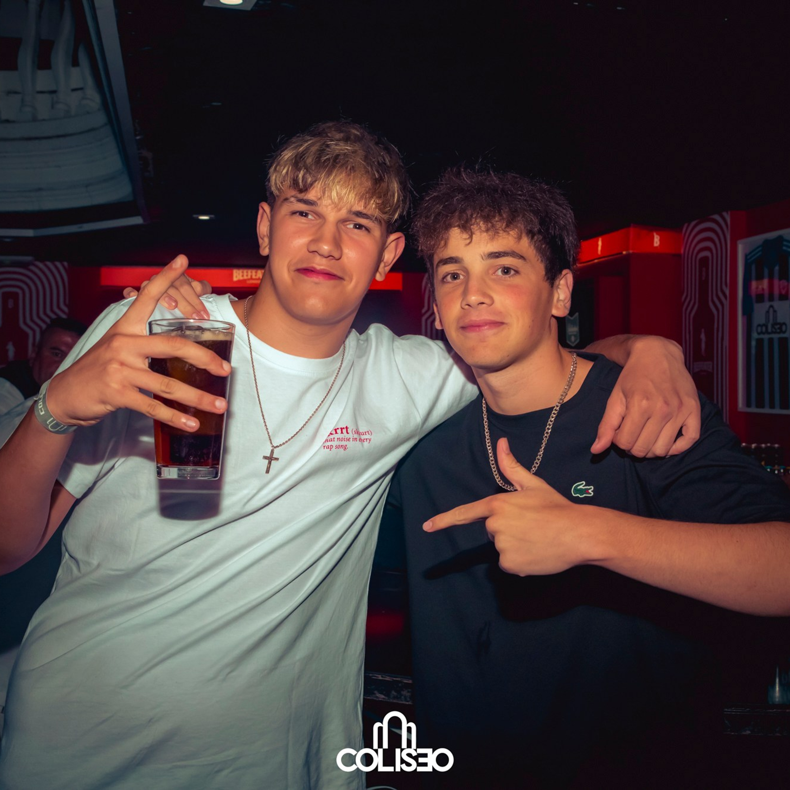 Discoteca Coliseo - Pontedeume. RabelByCris Fotógrafa en Coruña de Eventos, sesiones, mascotas