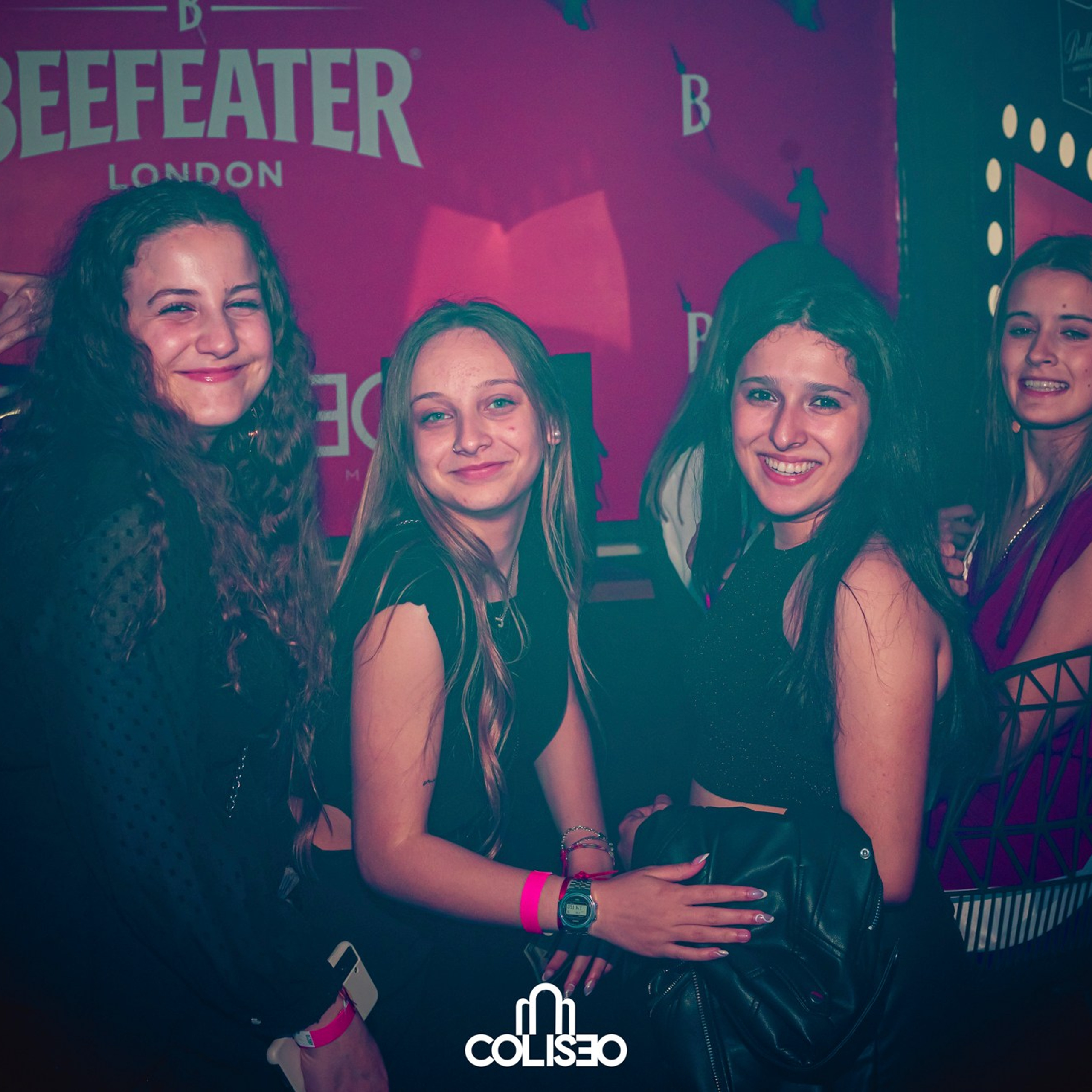 Discoteca Coliseo - Pontedeume. RabelByCris Fotógrafa en Coruña de Eventos, sesiones, mascotas