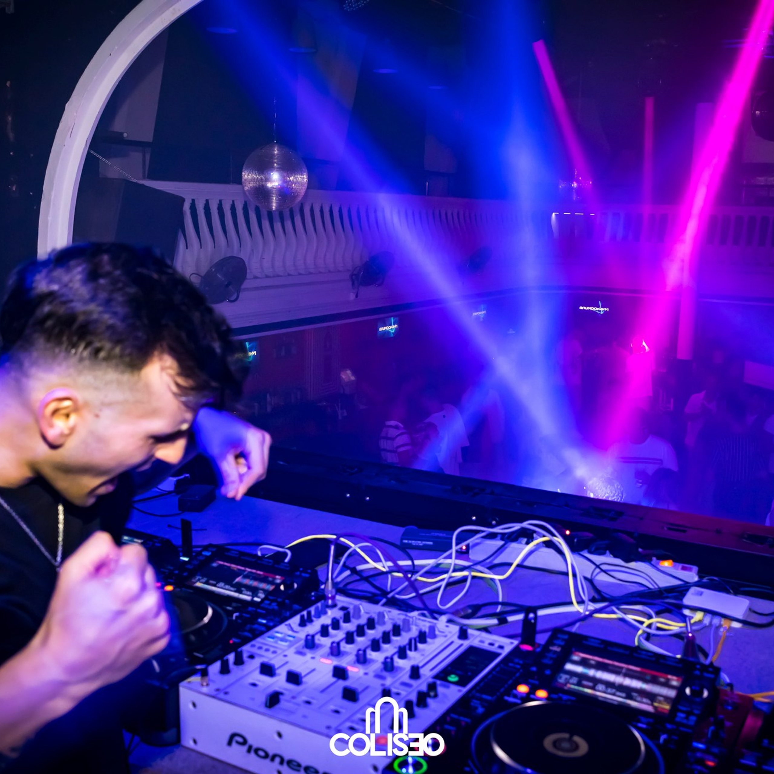 Discoteca Coliseo - Pontedeume. RabelByCris Fotógrafa en Coruña de Eventos, sesiones, mascotas