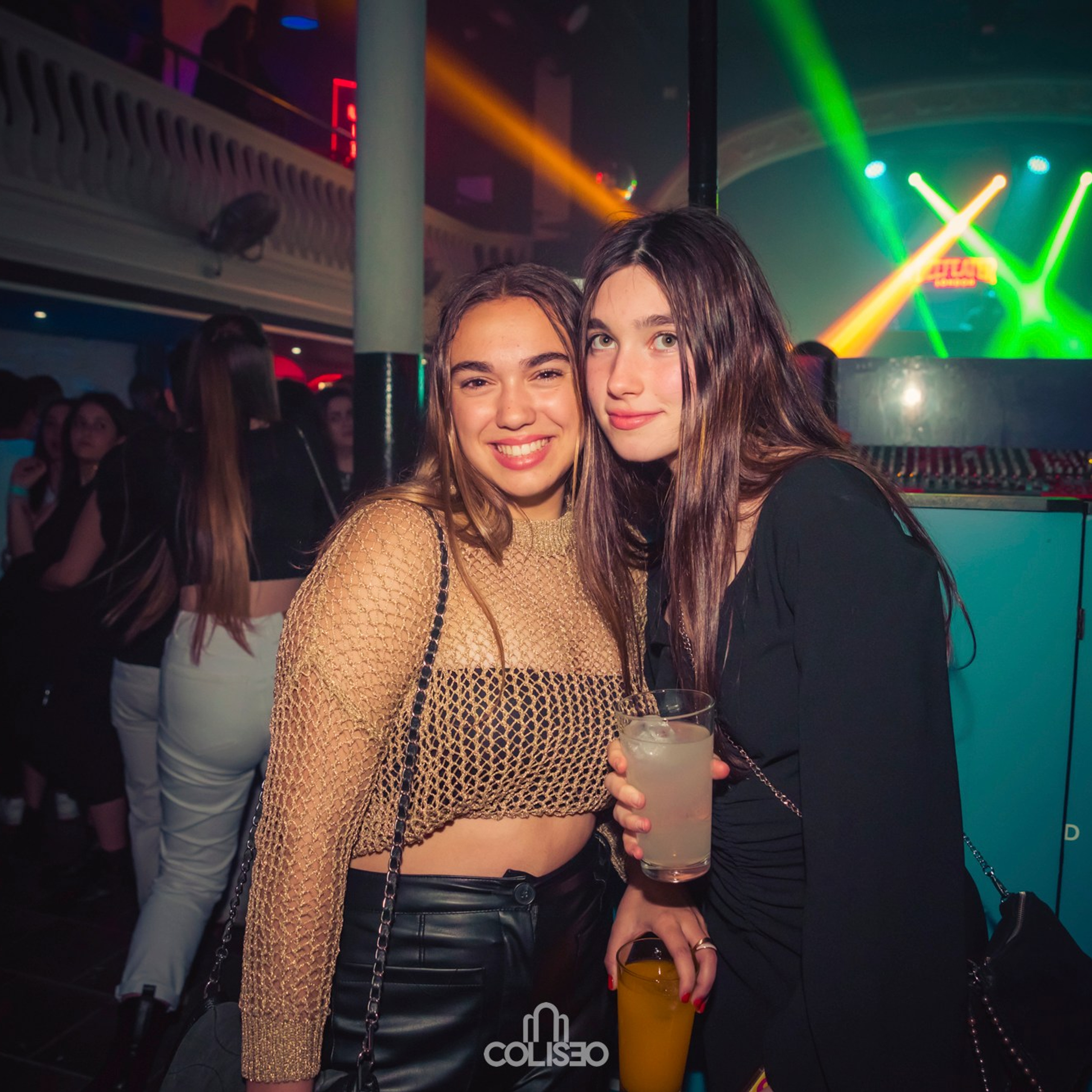 Discoteca Coliseo - Pontedeume. RabelByCris Fotógrafa en Coruña de Eventos, sesiones, mascotas