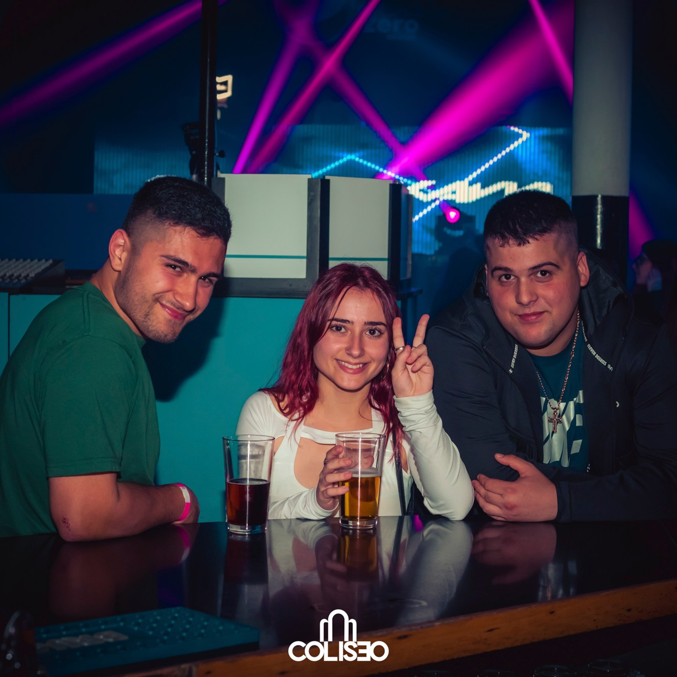 Discoteca Coliseo - Pontedeume. RabelByCris Fotógrafa en Coruña de Eventos, sesiones, mascotas