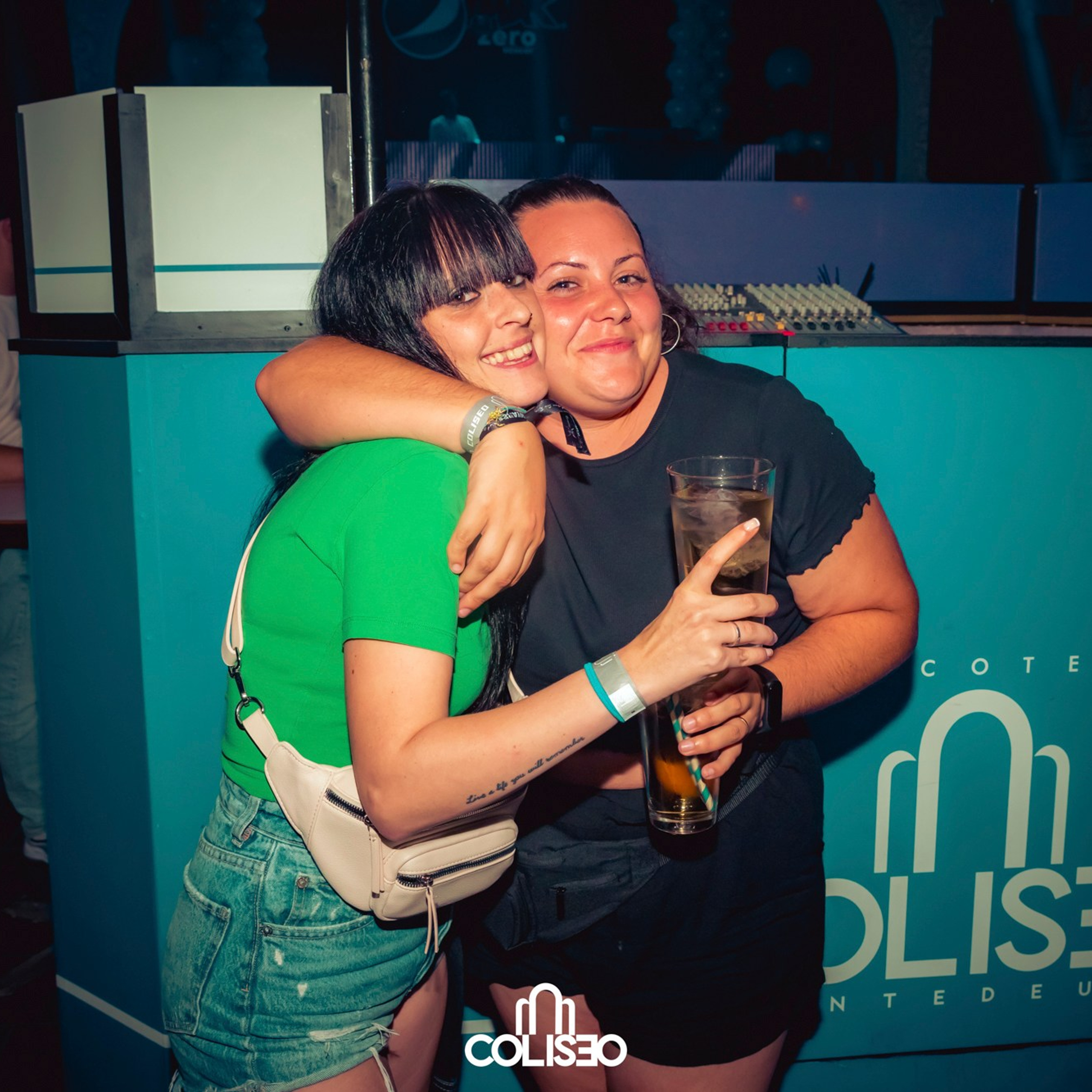 Discoteca Coliseo - Pontedeume. RabelByCris Fotógrafa en Coruña de Eventos, sesiones, mascotas