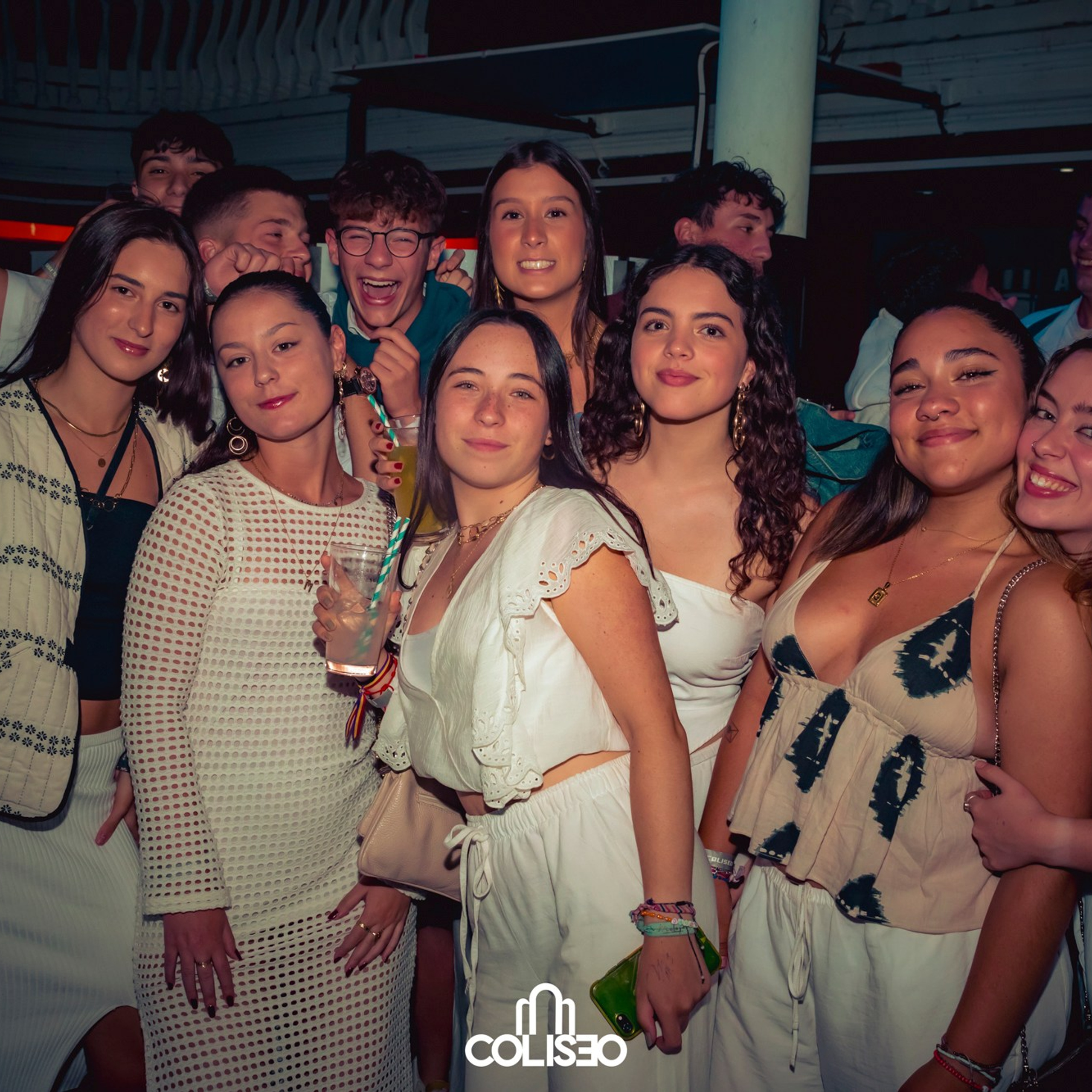 Discoteca Coliseo - Pontedeume. RabelByCris Fotógrafa en Coruña de Eventos, sesiones, mascotas