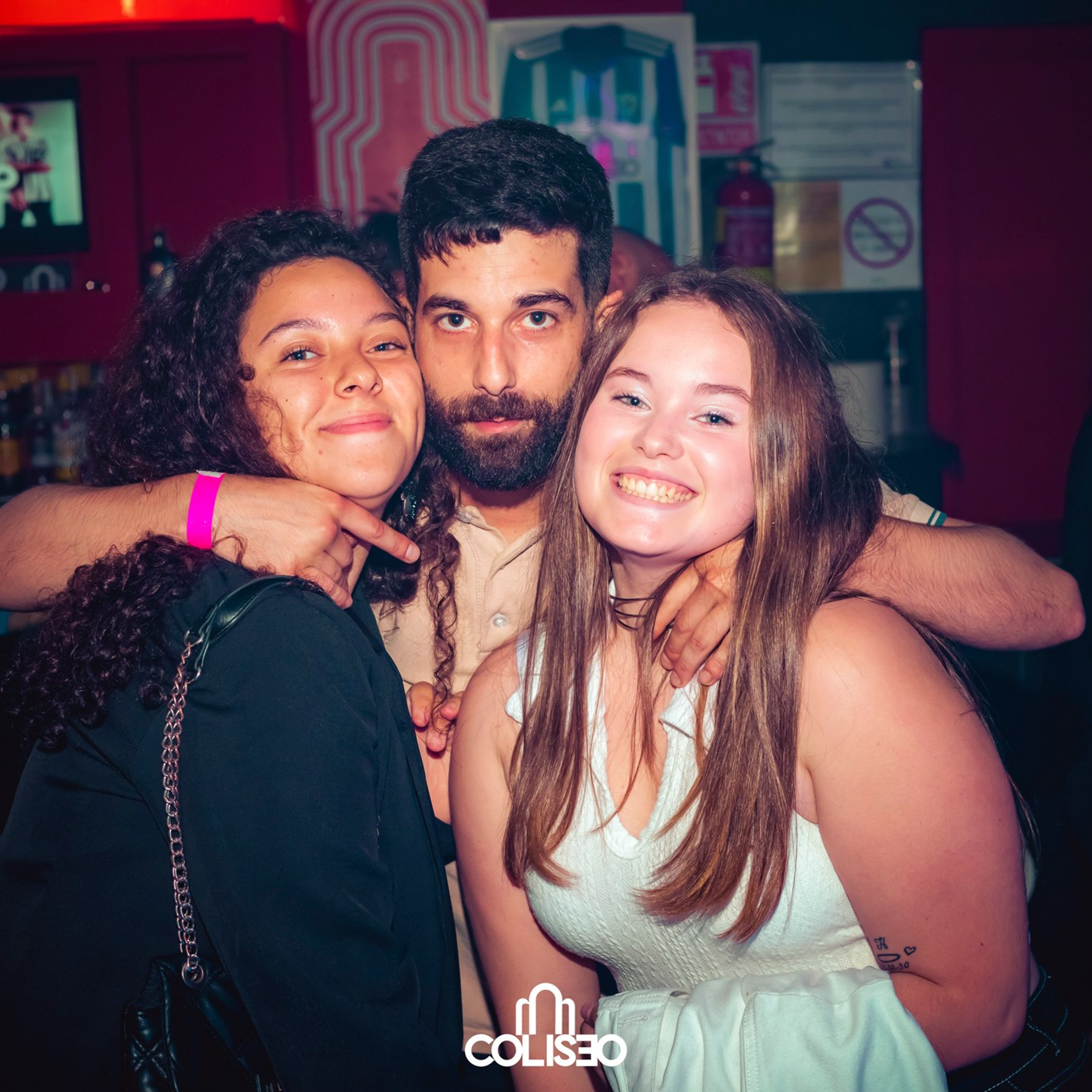 Discoteca Coliseo - Pontedeume. RabelByCris Fotógrafa en Coruña de Eventos, sesiones, mascotas