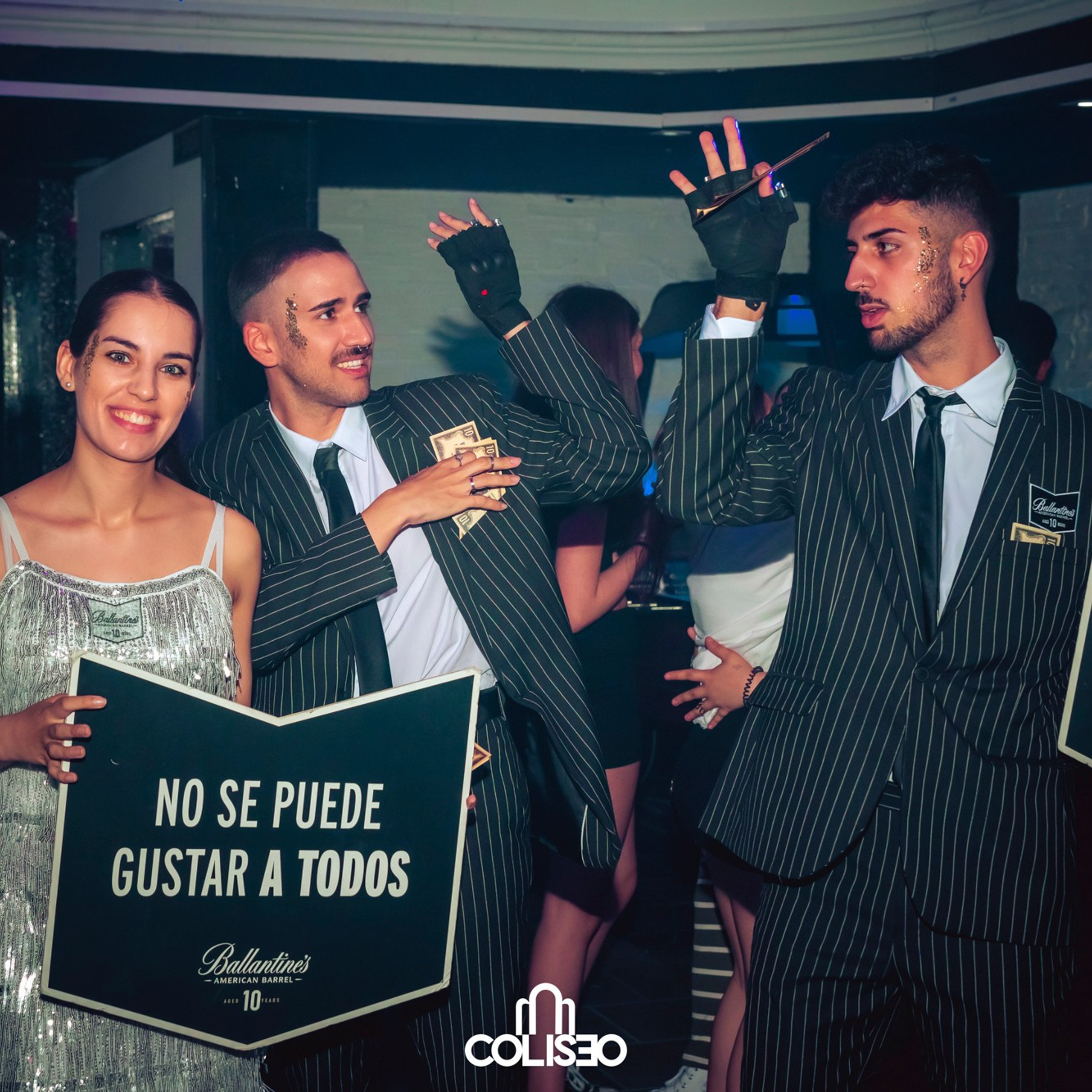 Discoteca Coliseo - Pontedeume. RabelByCris Fotógrafa en Coruña de Eventos, sesiones, mascotas