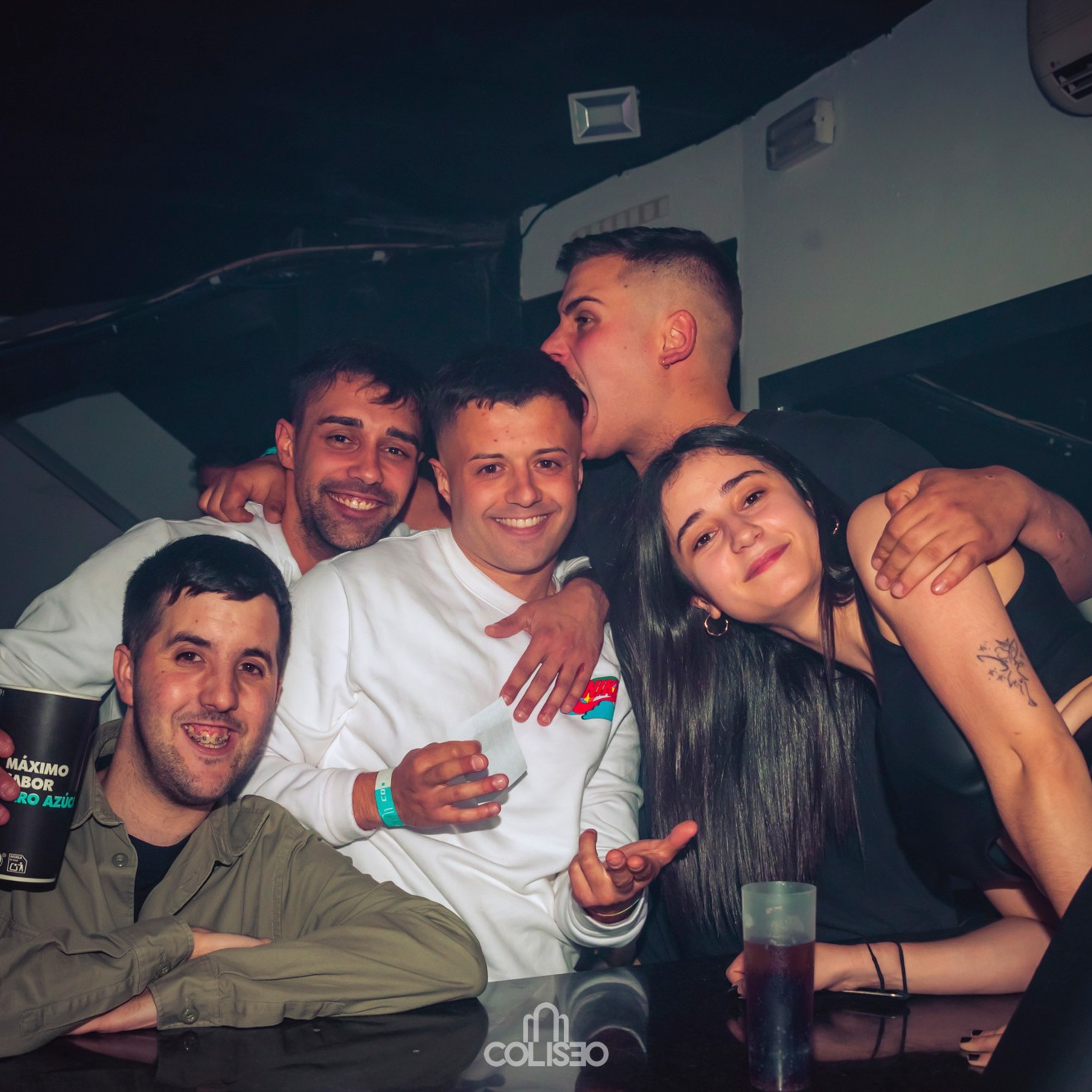 Discoteca Coliseo - Pontedeume. RabelByCris Fotógrafa en Coruña de Eventos, sesiones, mascotas