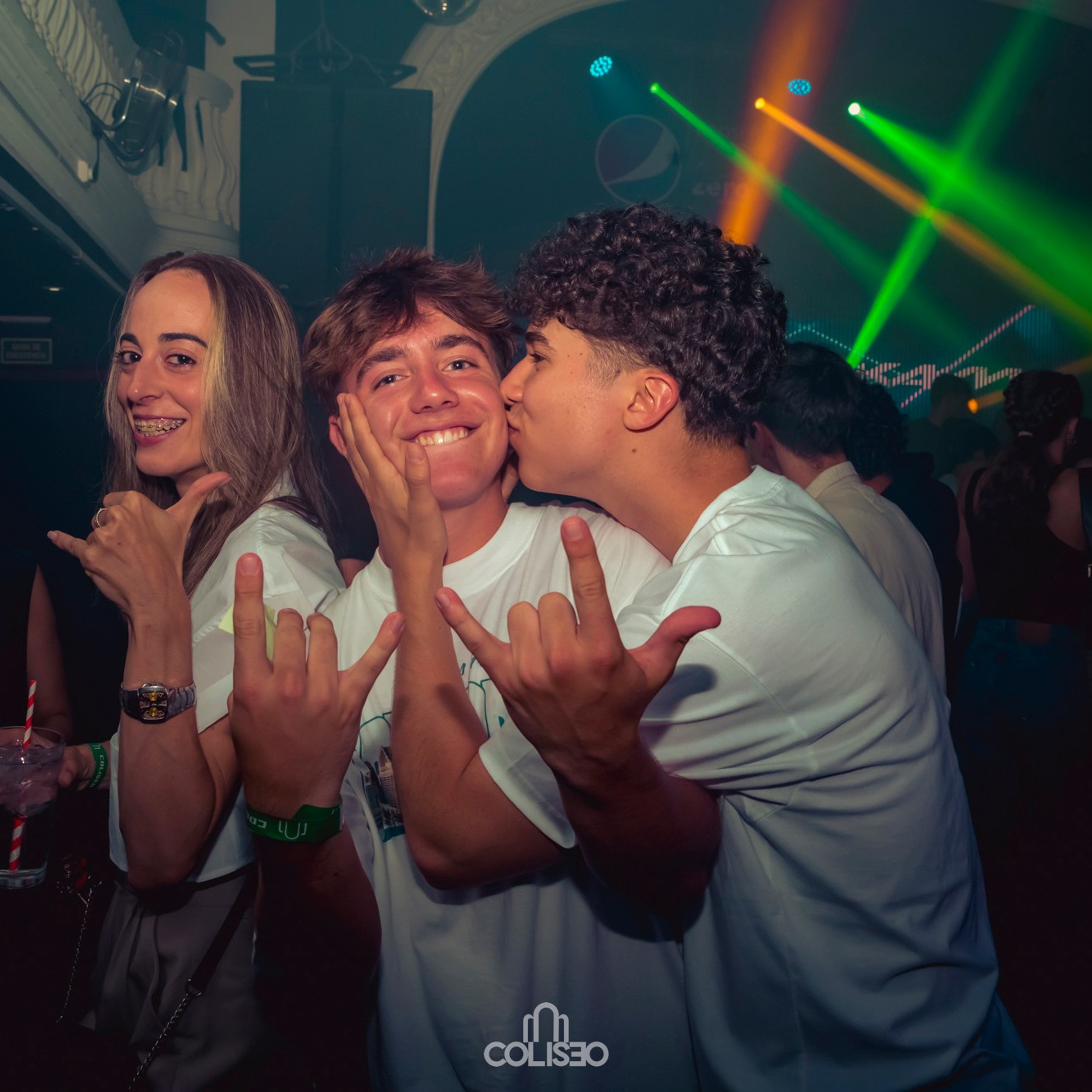 Discoteca Coliseo - Pontedeume. RabelByCris Fotógrafa en Coruña de Eventos, sesiones, mascotas