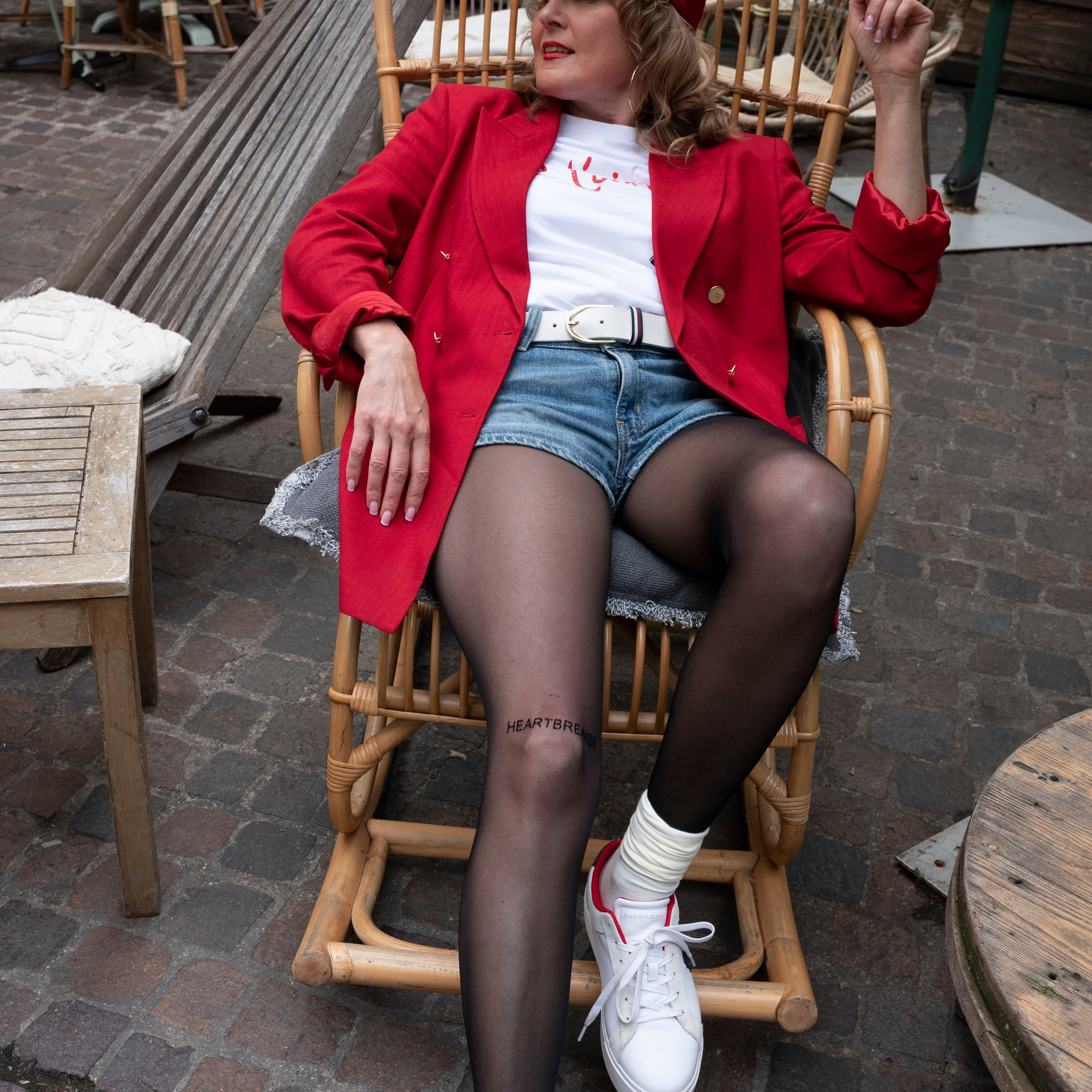 Alina Tagzieva- a photograper in Paris