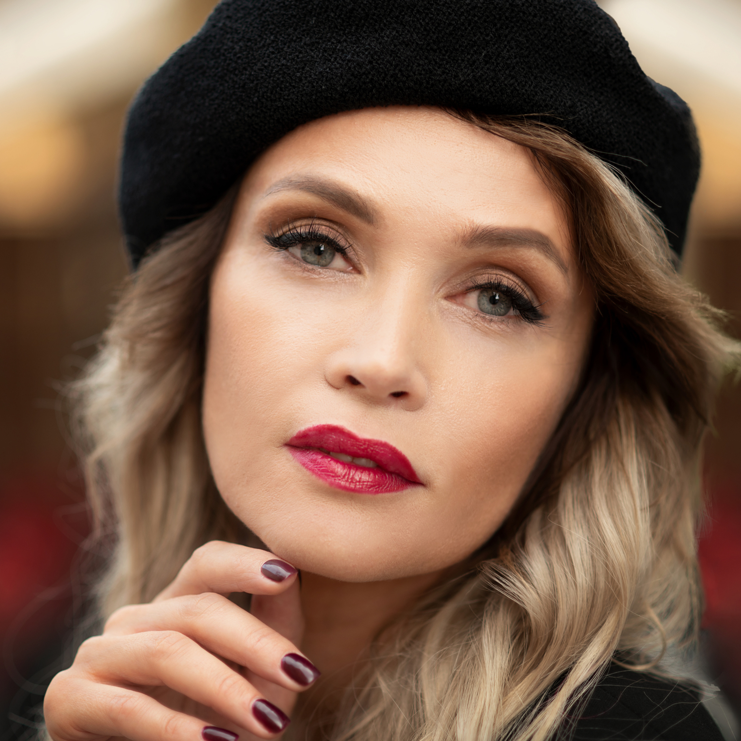 Женский портрет