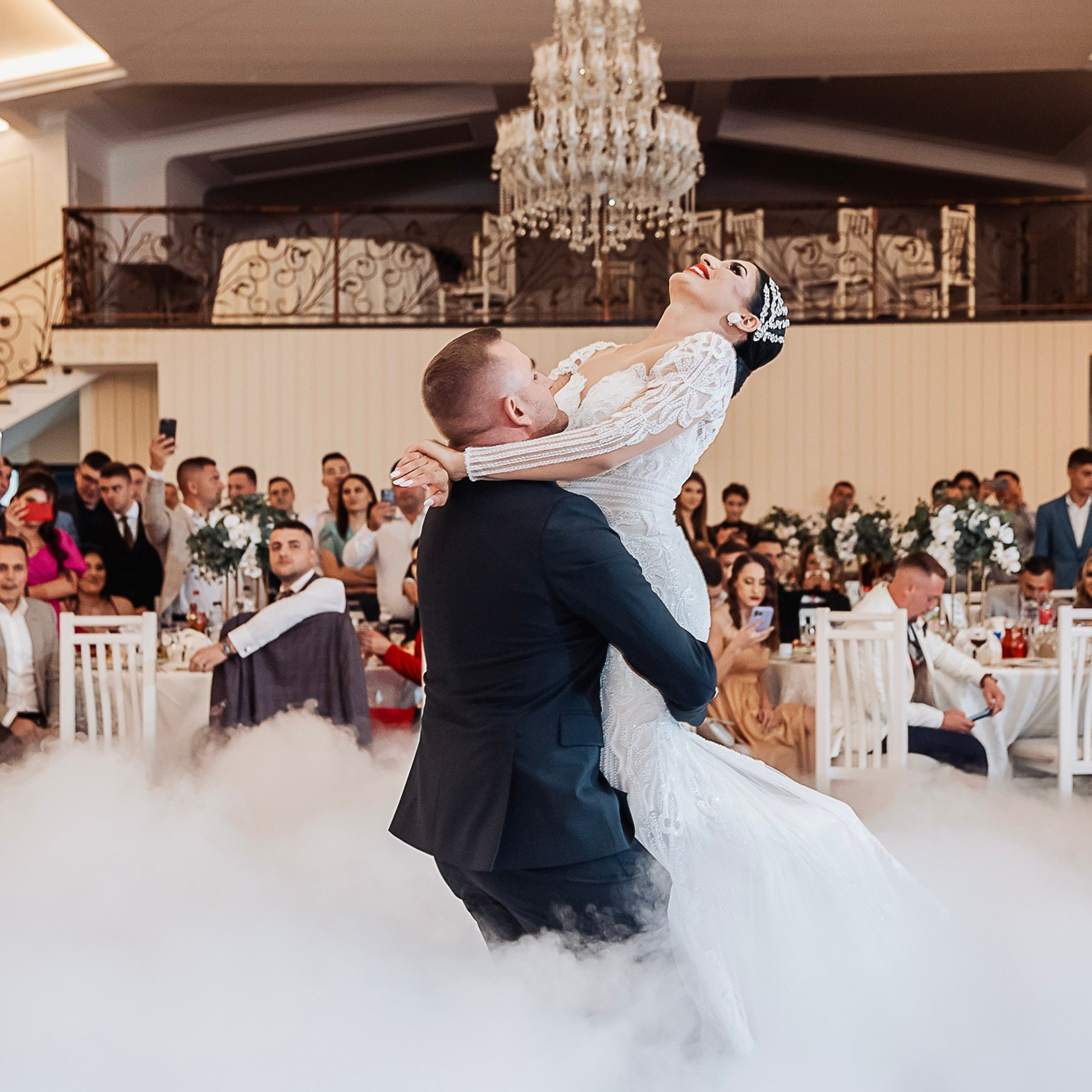 Lăcri & Cristi | Restaurant Madras Sasca Nouă